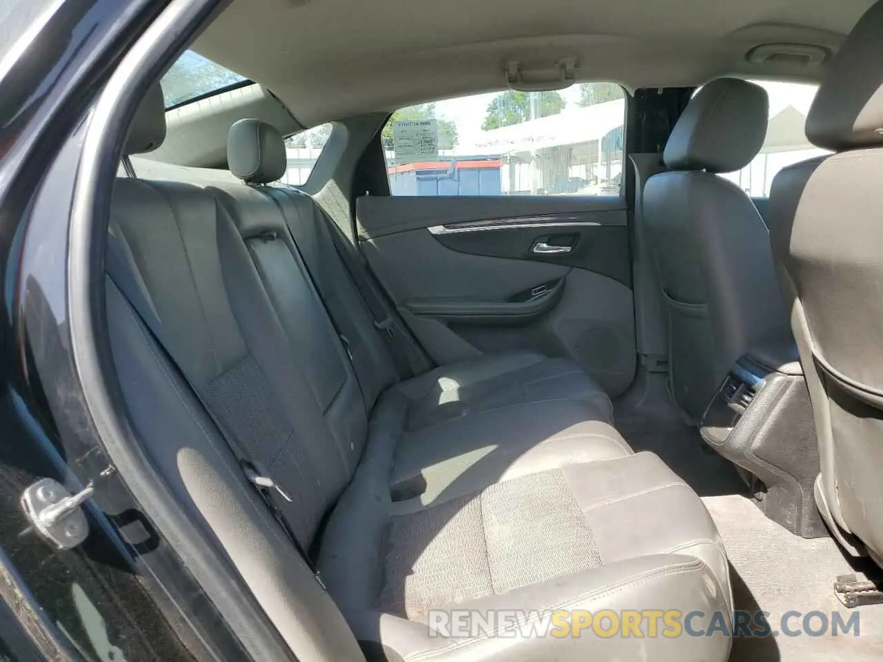 10 Photograph of a damaged car 1G11Z5SA1KU137952 CHEVROLET IMPALA 2019