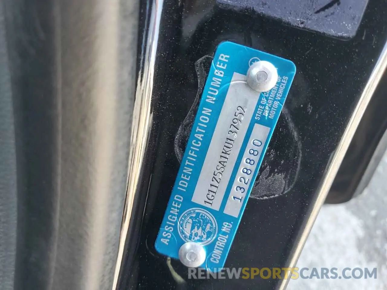 13 Photograph of a damaged car 1G11Z5SA1KU137952 CHEVROLET IMPALA 2019