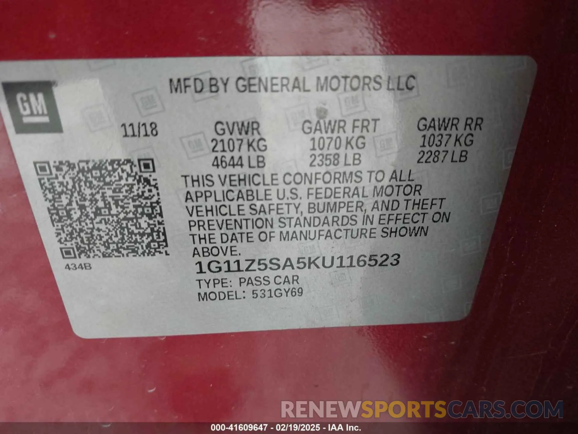 9 Photograph of a damaged car 1G11Z5SA5KU116523 CHEVROLET IMPALA 2019