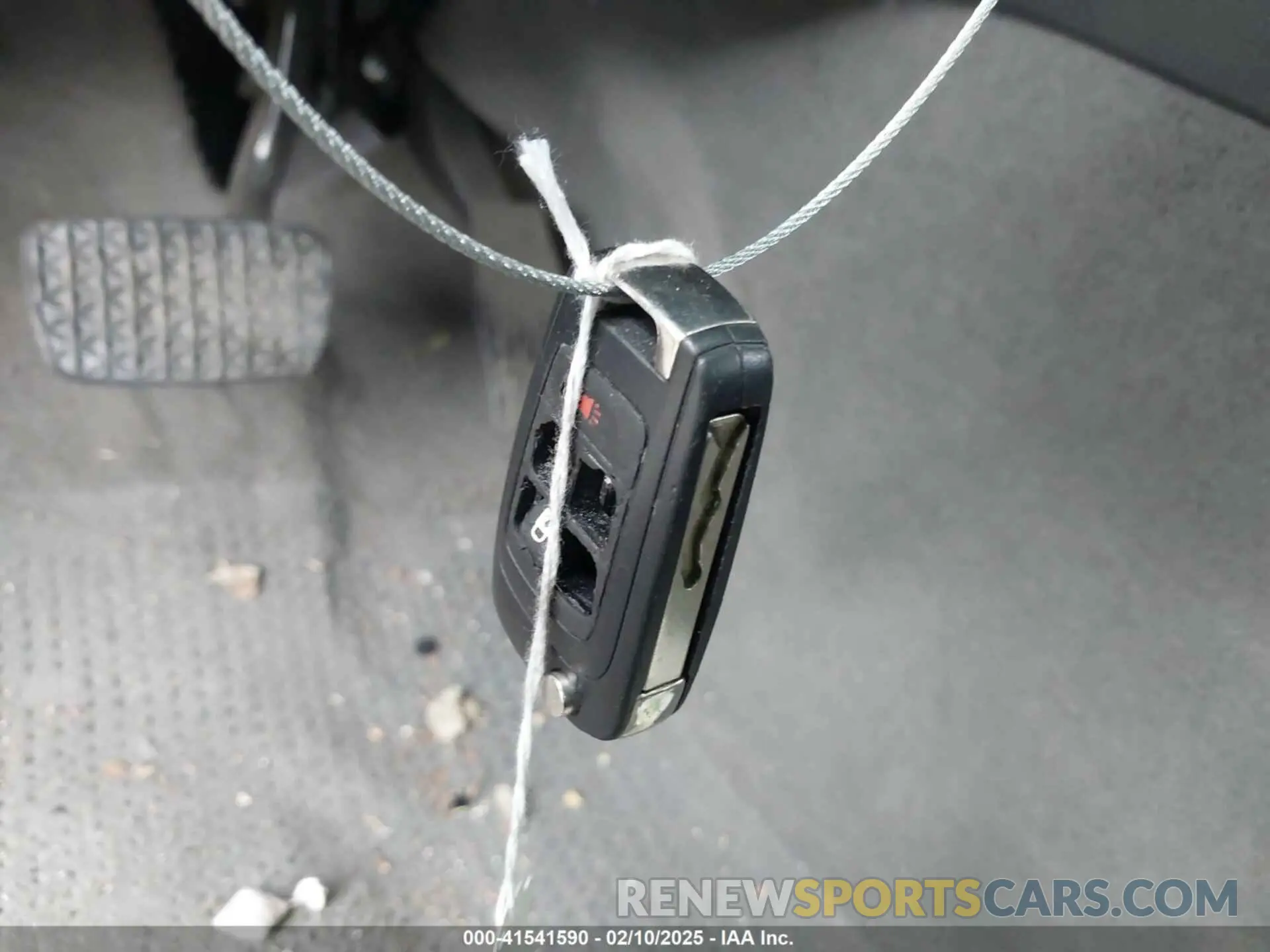 11 Photograph of a damaged car 1G11Z5SA5KU126534 CHEVROLET IMPALA 2019