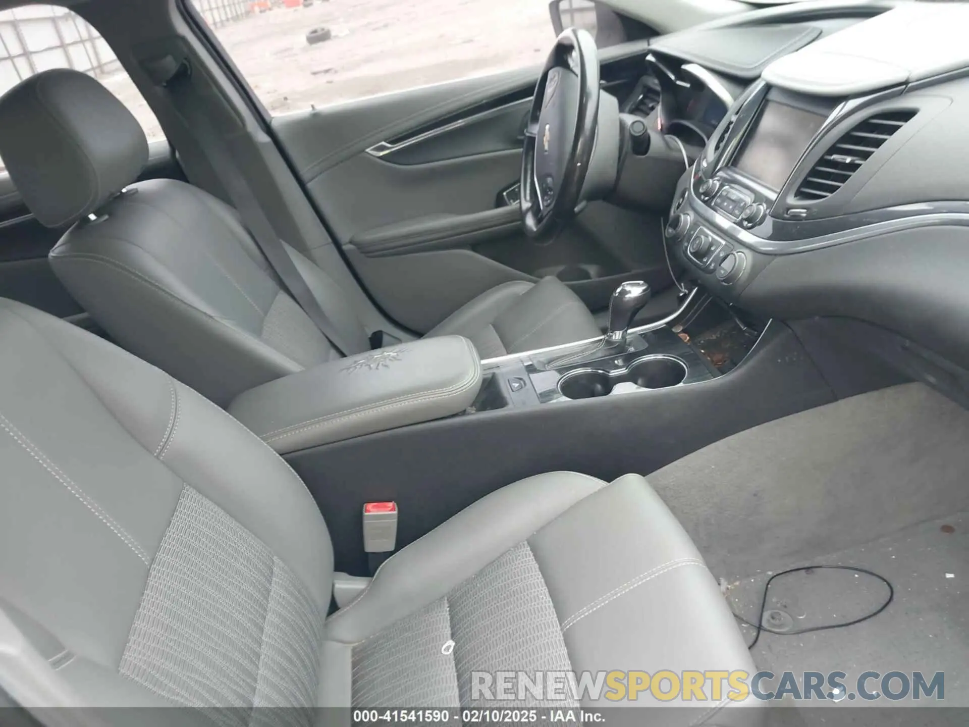 5 Photograph of a damaged car 1G11Z5SA5KU126534 CHEVROLET IMPALA 2019