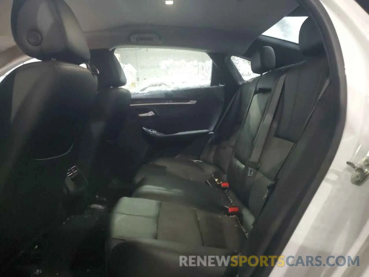 10 Photograph of a damaged car 1G11Z5SA7KU141407 CHEVROLET IMPALA 2019