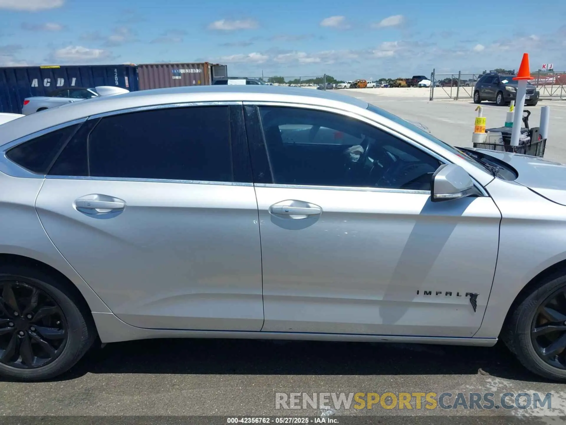 14 Photograph of a damaged car 1G11Z5SA9KU132174 CHEVROLET IMPALA 2019