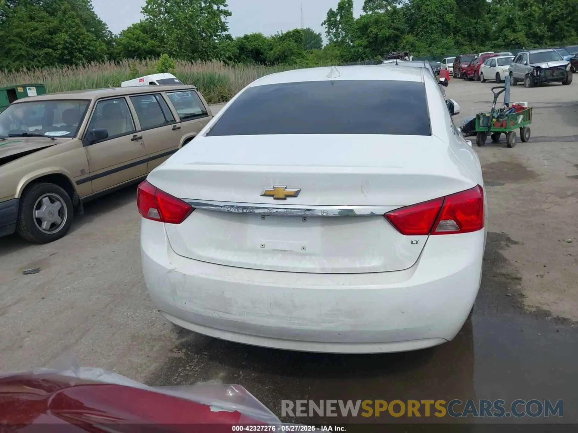 17 Photograph of a damaged car 1G11Z5SA9KU134023 CHEVROLET IMPALA 2019