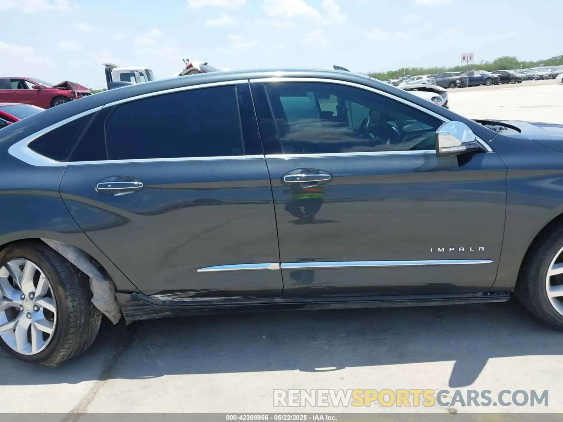 13 Photograph of a damaged car 2G1105S30K9115496 CHEVROLET IMPALA 2019