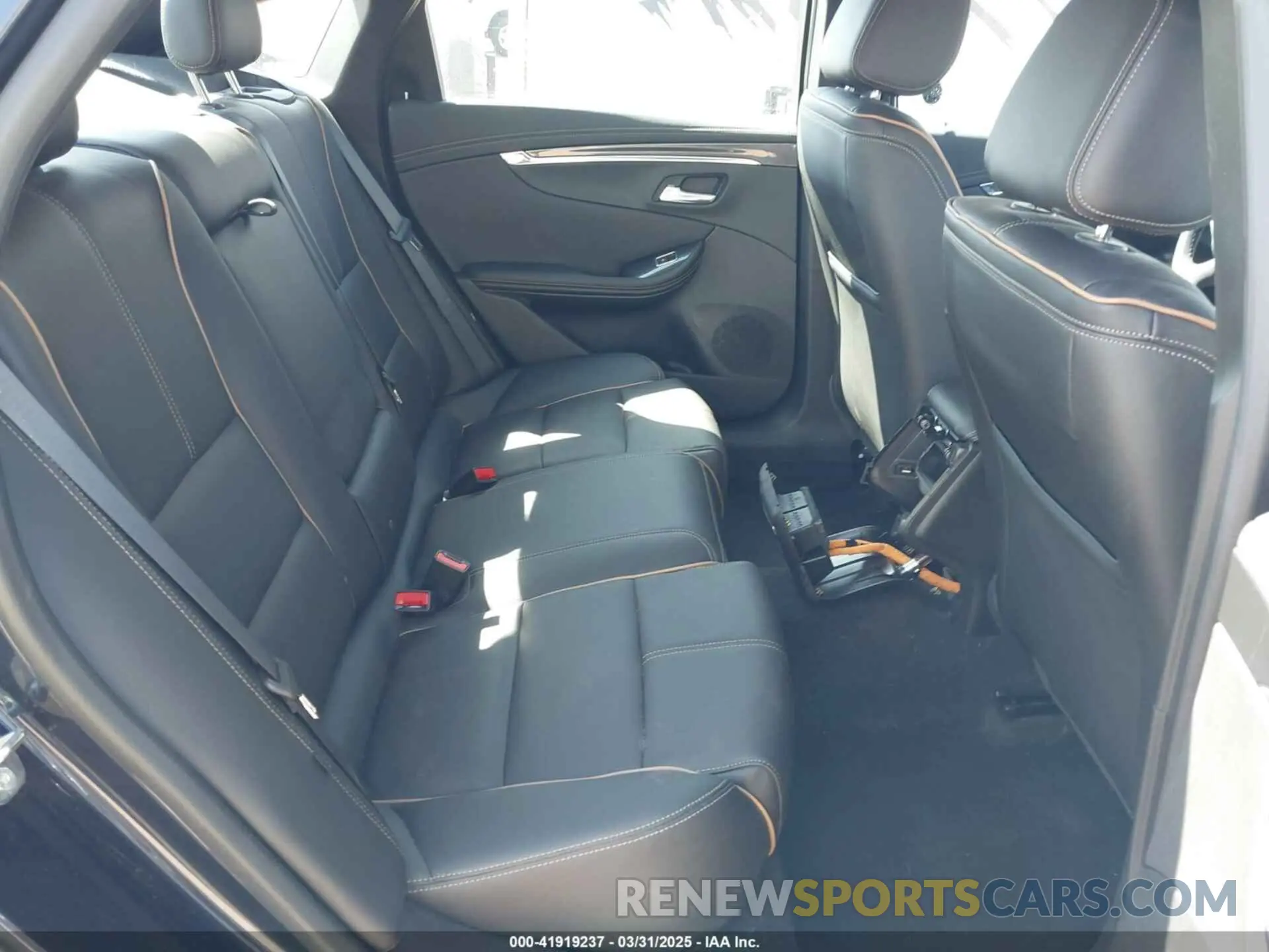7 Photograph of a damaged car 2G1105S30K9128233 CHEVROLET IMPALA 2019