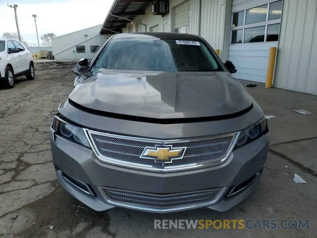 5 Photograph of a damaged car 2G1105S30K9156002 CHEVROLET IMPALA 2019