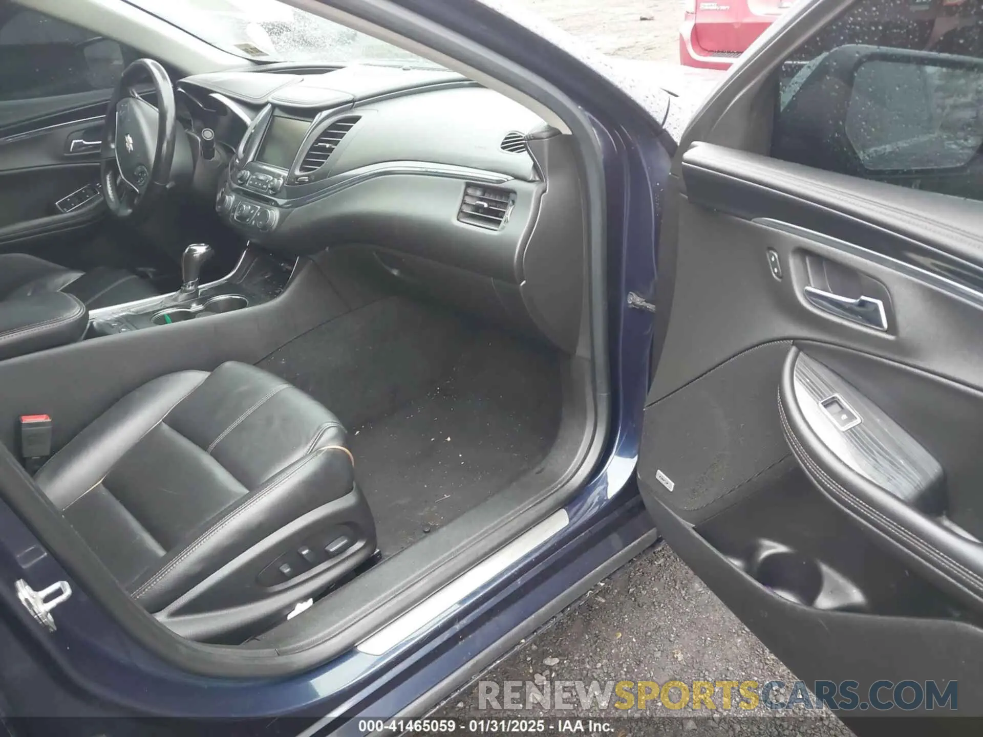 5 Photograph of a damaged car 2G1105S32K9141047 CHEVROLET IMPALA 2019