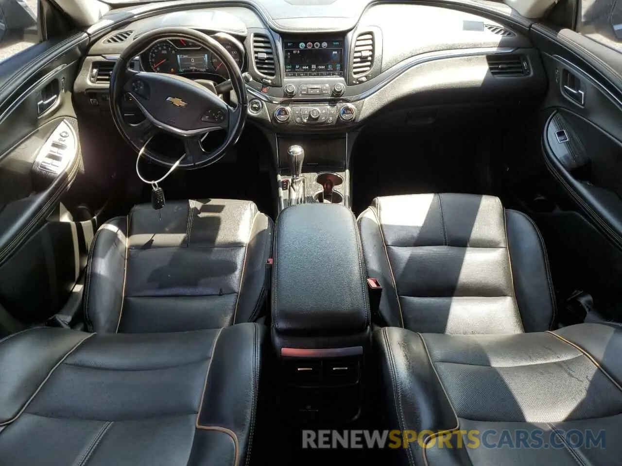 8 Photograph of a damaged car 2G1105S32K9154428 CHEVROLET IMPALA 2019
