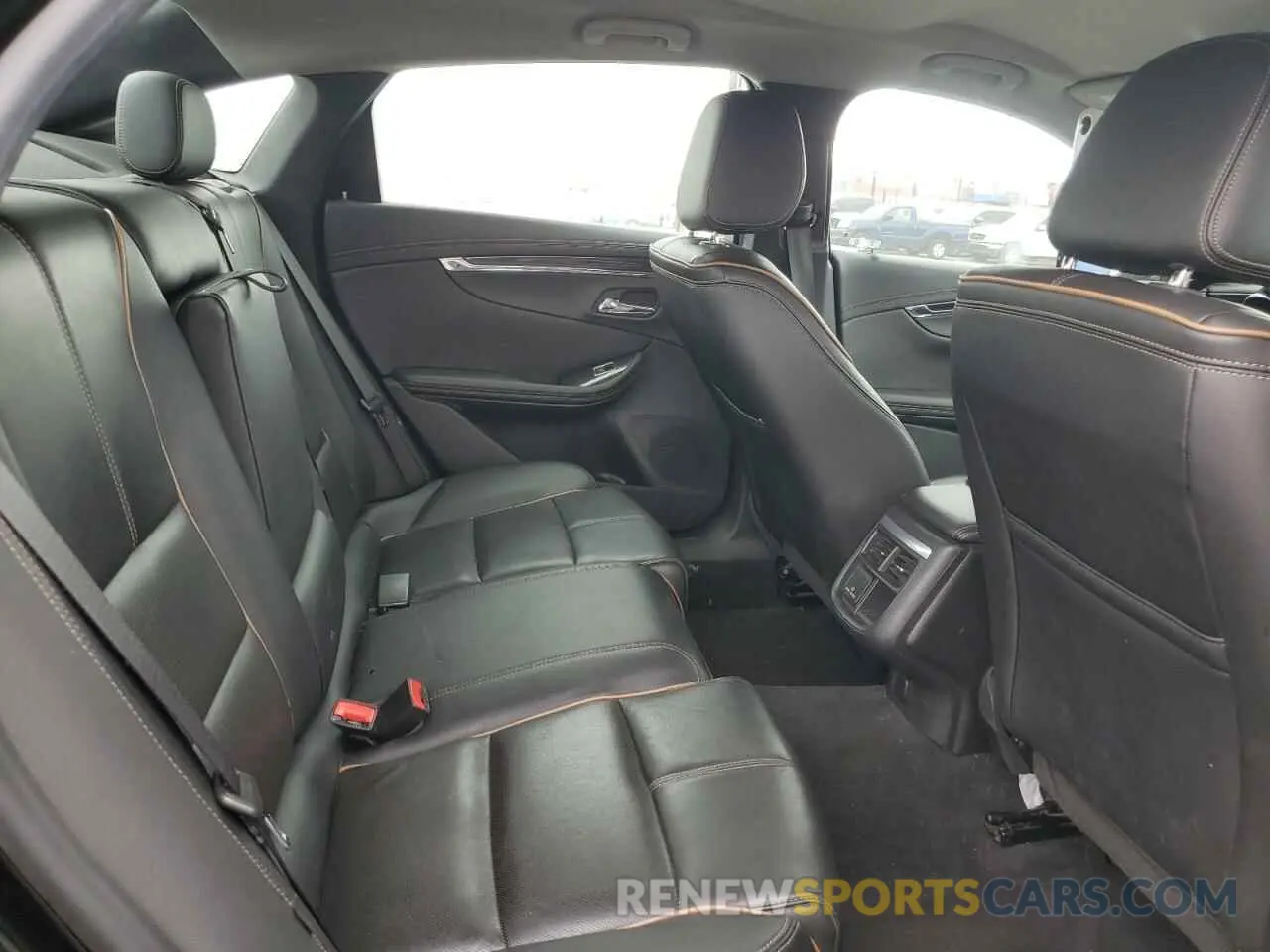 10 Photograph of a damaged car 2G1105S33K9108381 CHEVROLET IMPALA 2019