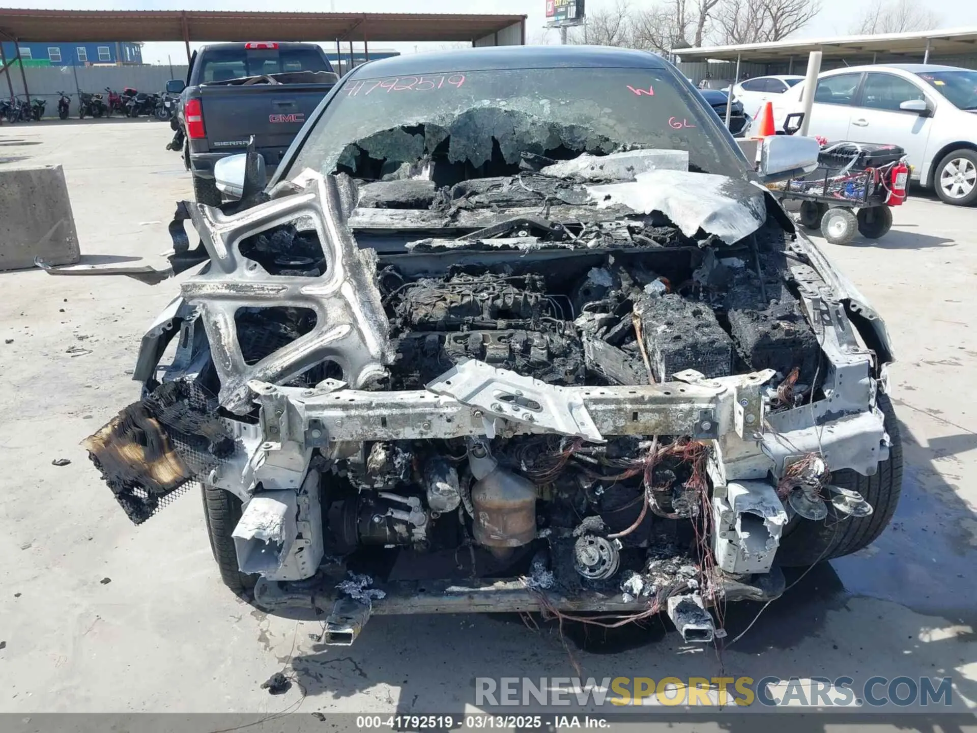 6 Photograph of a damaged car 2G1105S34K9111211 CHEVROLET IMPALA 2019
