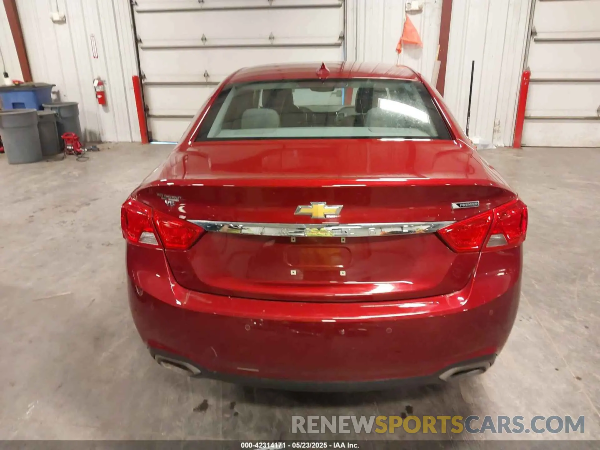 17 Photograph of a damaged car 2G1105S34K9123388 CHEVROLET IMPALA 2019