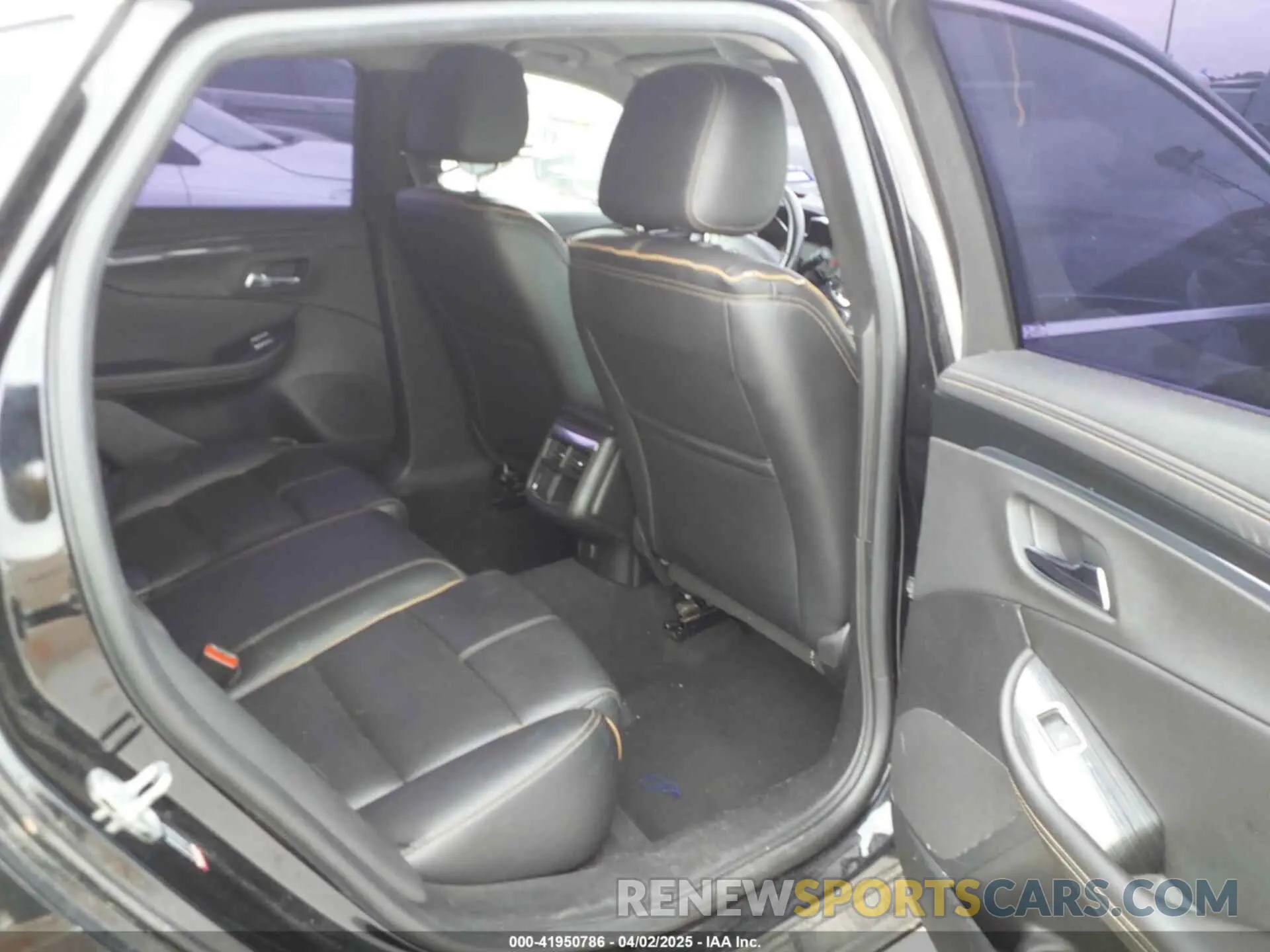 8 Photograph of a damaged car 2G1105S35K9152527 CHEVROLET IMPALA 2019