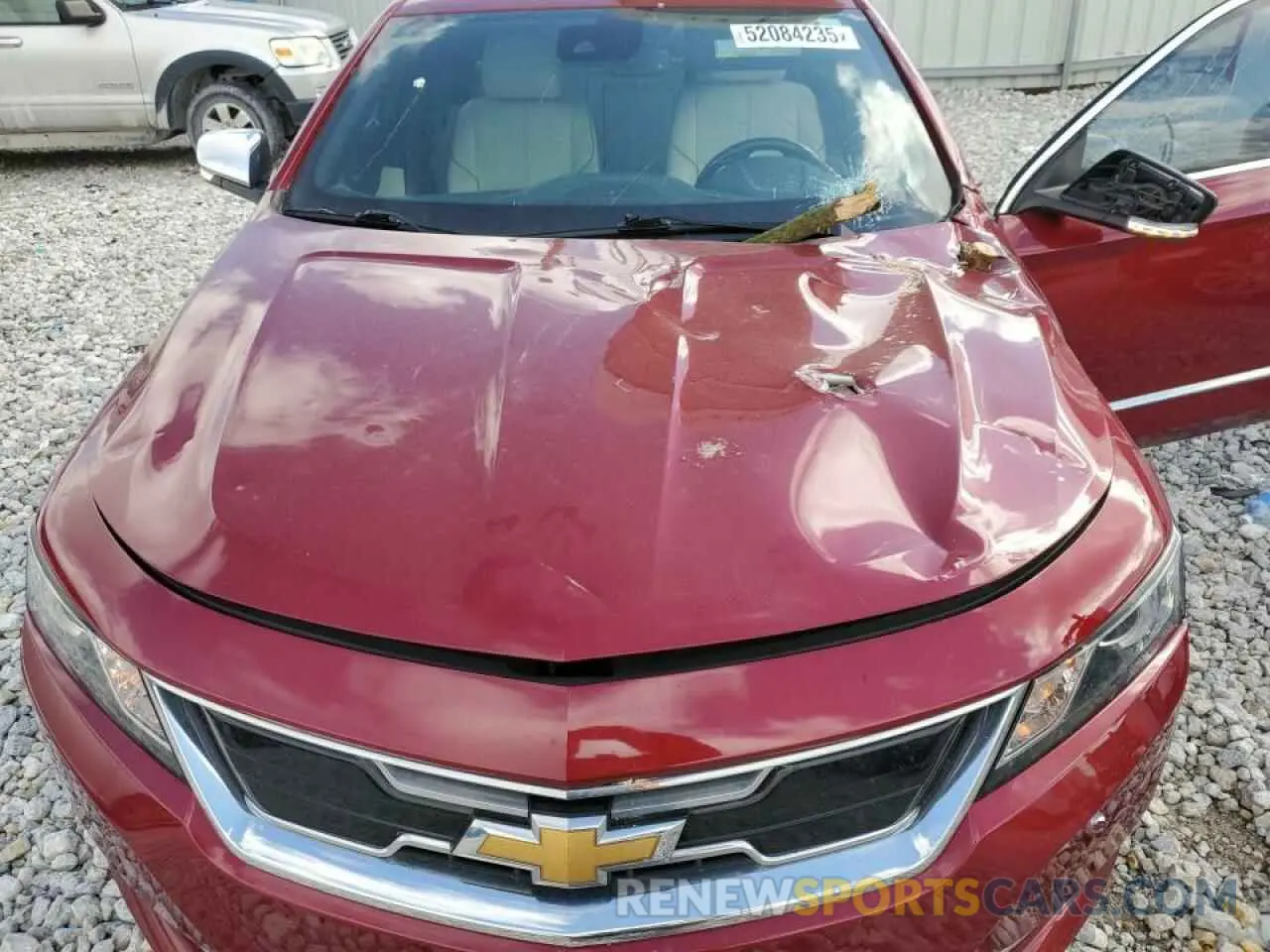 11 Photograph of a damaged car 2G1105S36K9101005 CHEVROLET IMPALA 2019