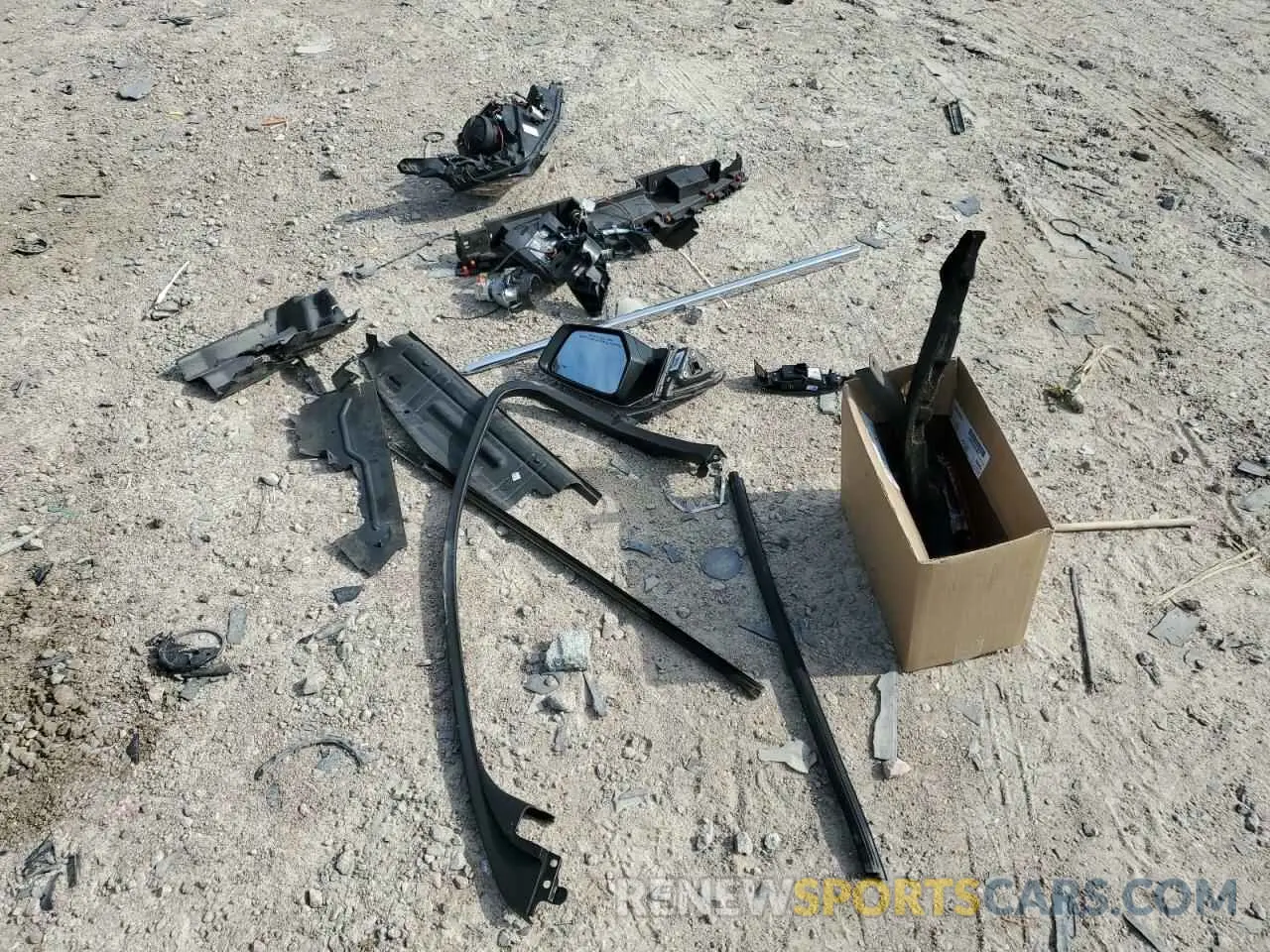 12 Photograph of a damaged car 2G1105S37K9121764 CHEVROLET IMPALA 2019