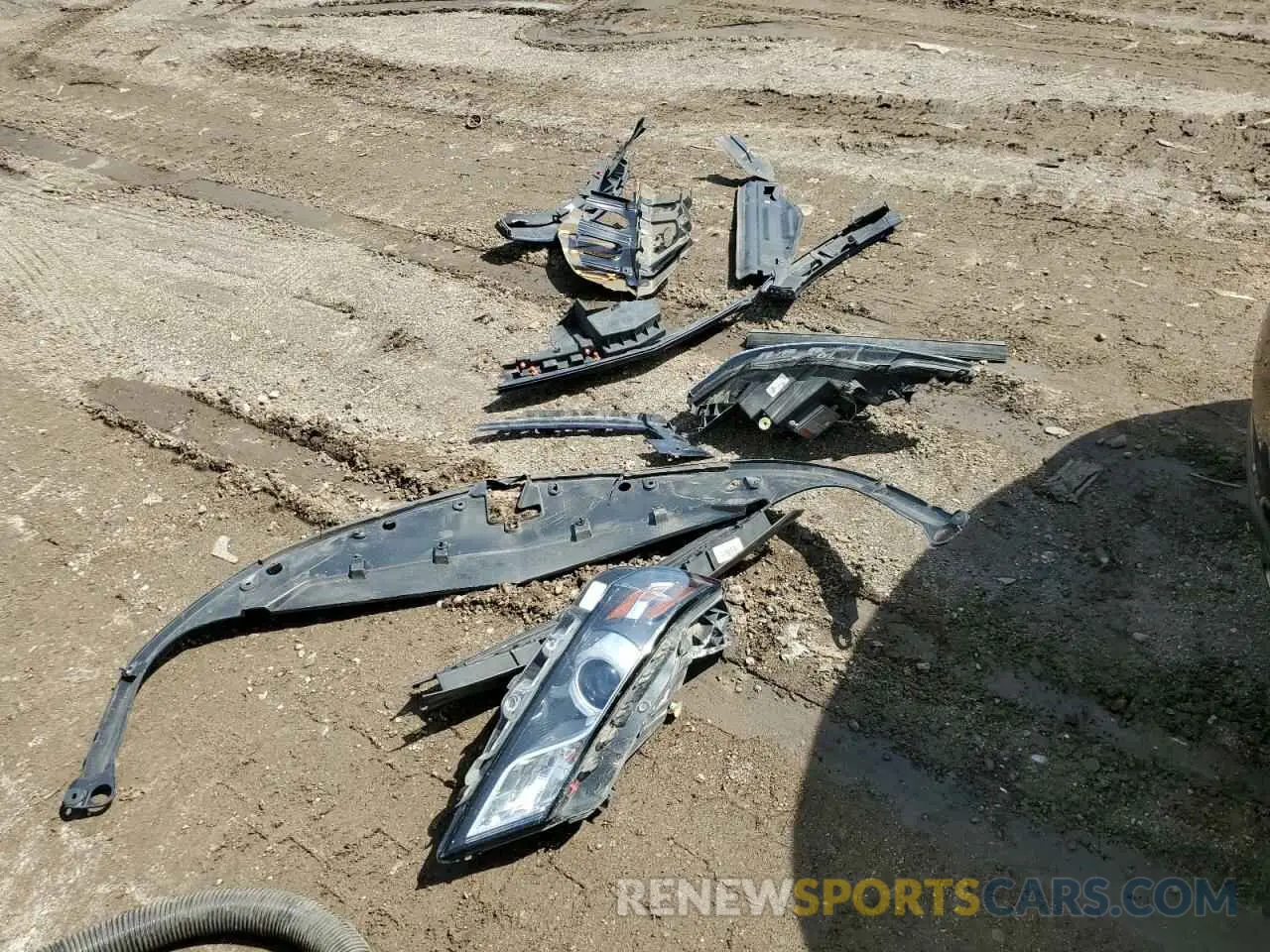 12 Photograph of a damaged car 2G1105S38K9107873 CHEVROLET IMPALA 2019
