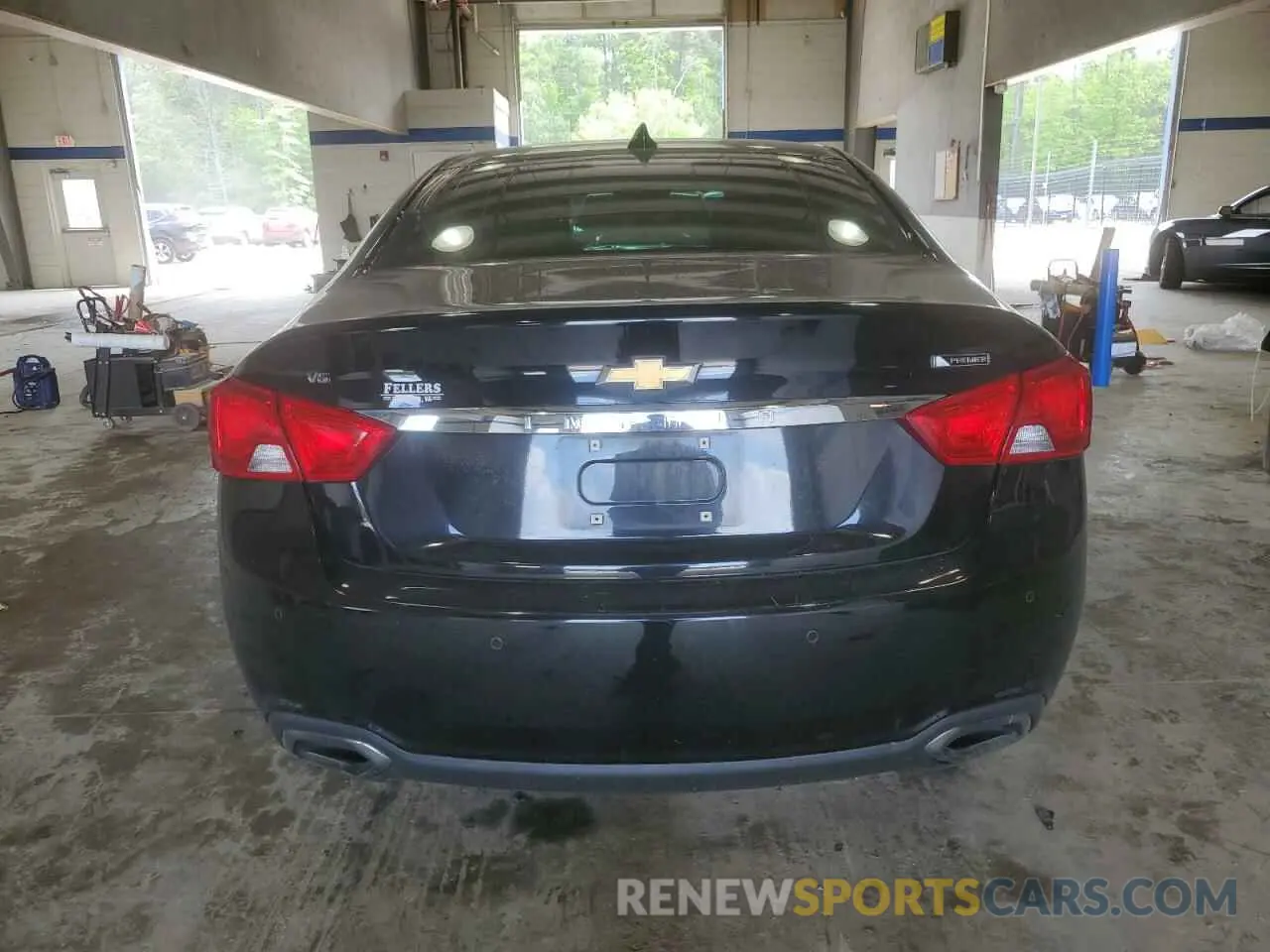 6 Photograph of a damaged car 2G1105S38K9120218 CHEVROLET IMPALA 2019