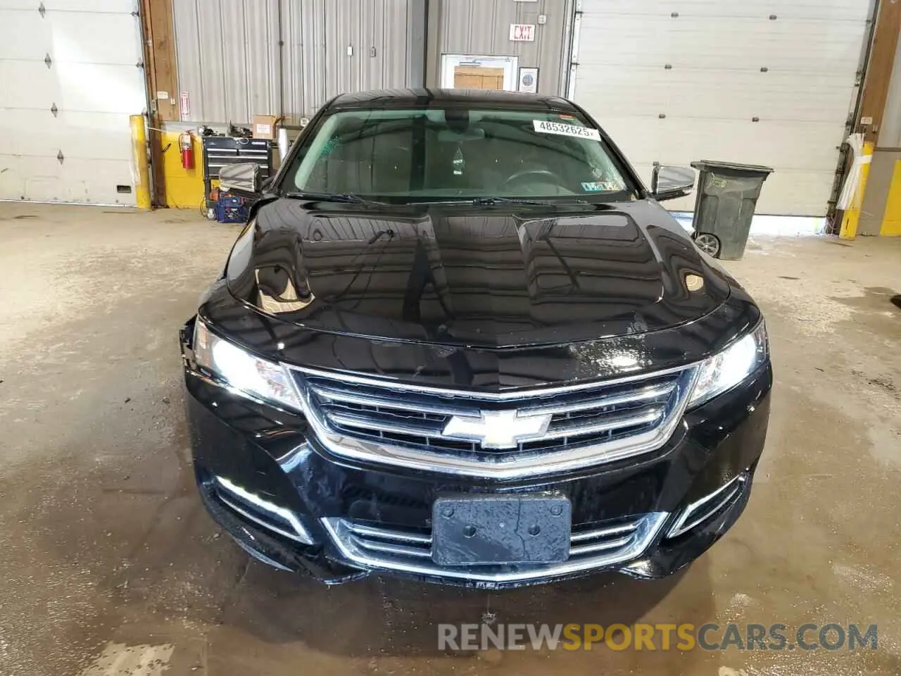 5 Photograph of a damaged car 2G1105S39K9109132 CHEVROLET IMPALA 2019