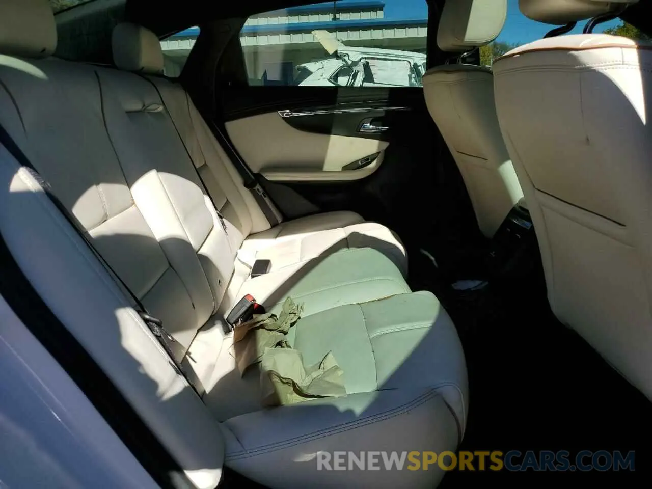 10 Photograph of a damaged car 2G1105S39K9128067 CHEVROLET IMPALA 2019