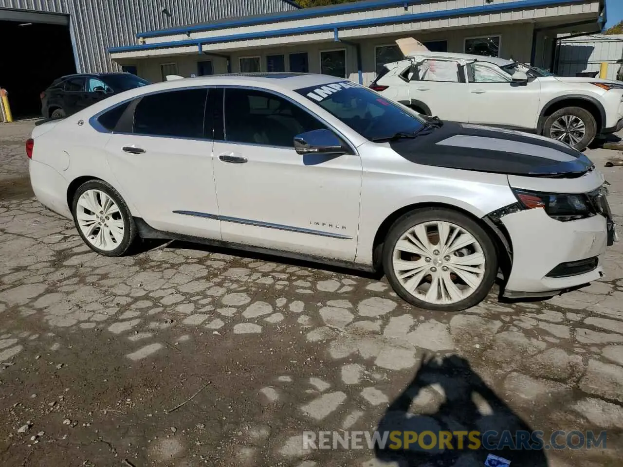4 Photograph of a damaged car 2G1105S39K9128067 CHEVROLET IMPALA 2019