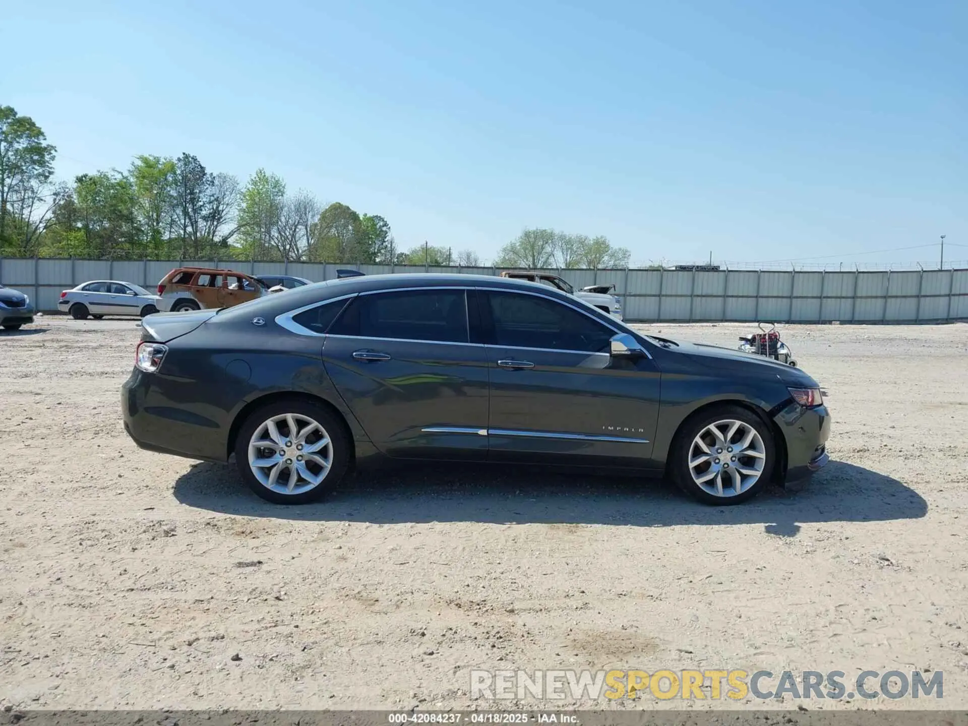 13 Photograph of a damaged car 2G1105S3XK9104618 CHEVROLET IMPALA 2019
