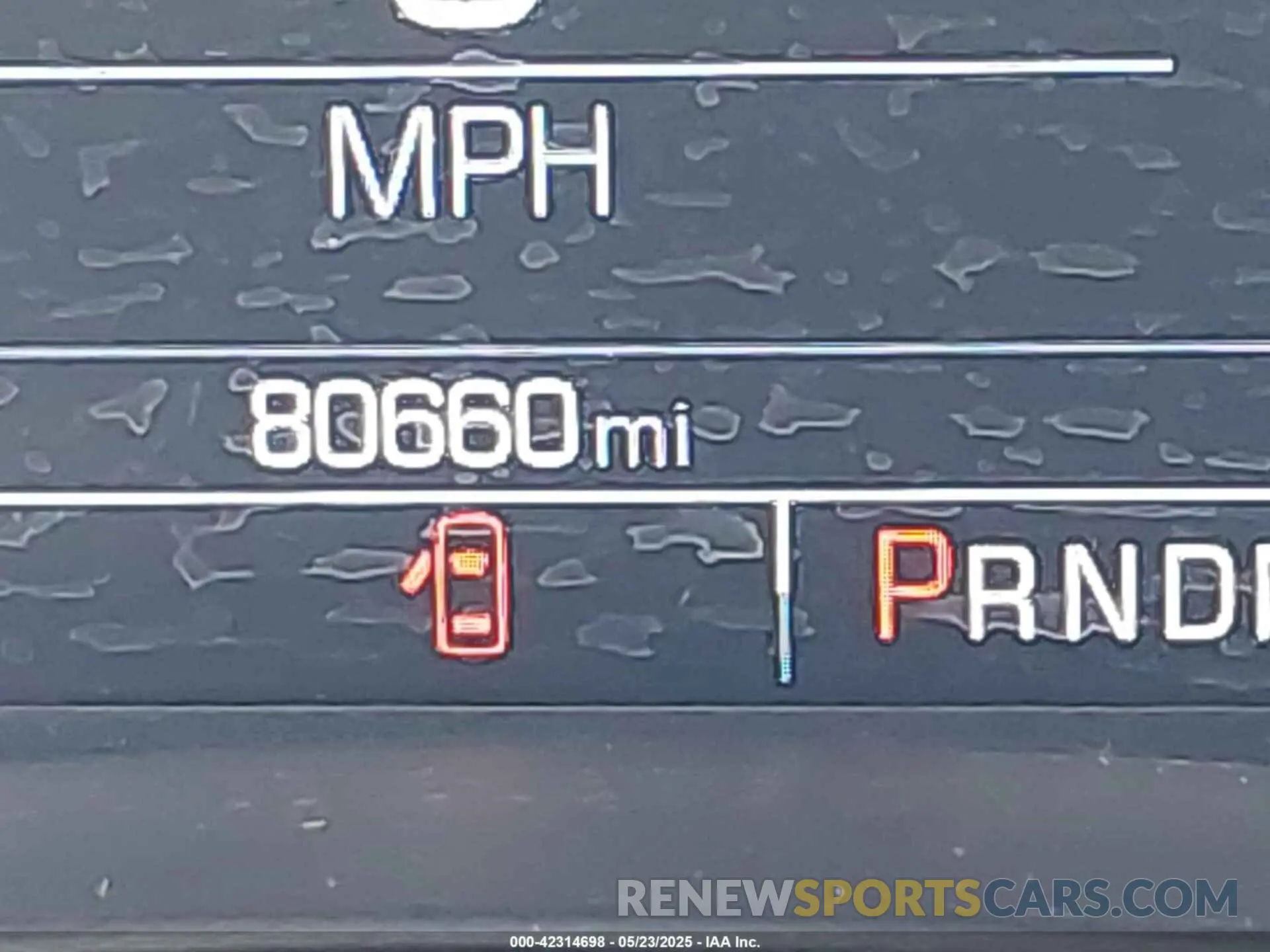 16 Photograph of a damaged car 2G1105S3XK9136680 CHEVROLET IMPALA 2019
