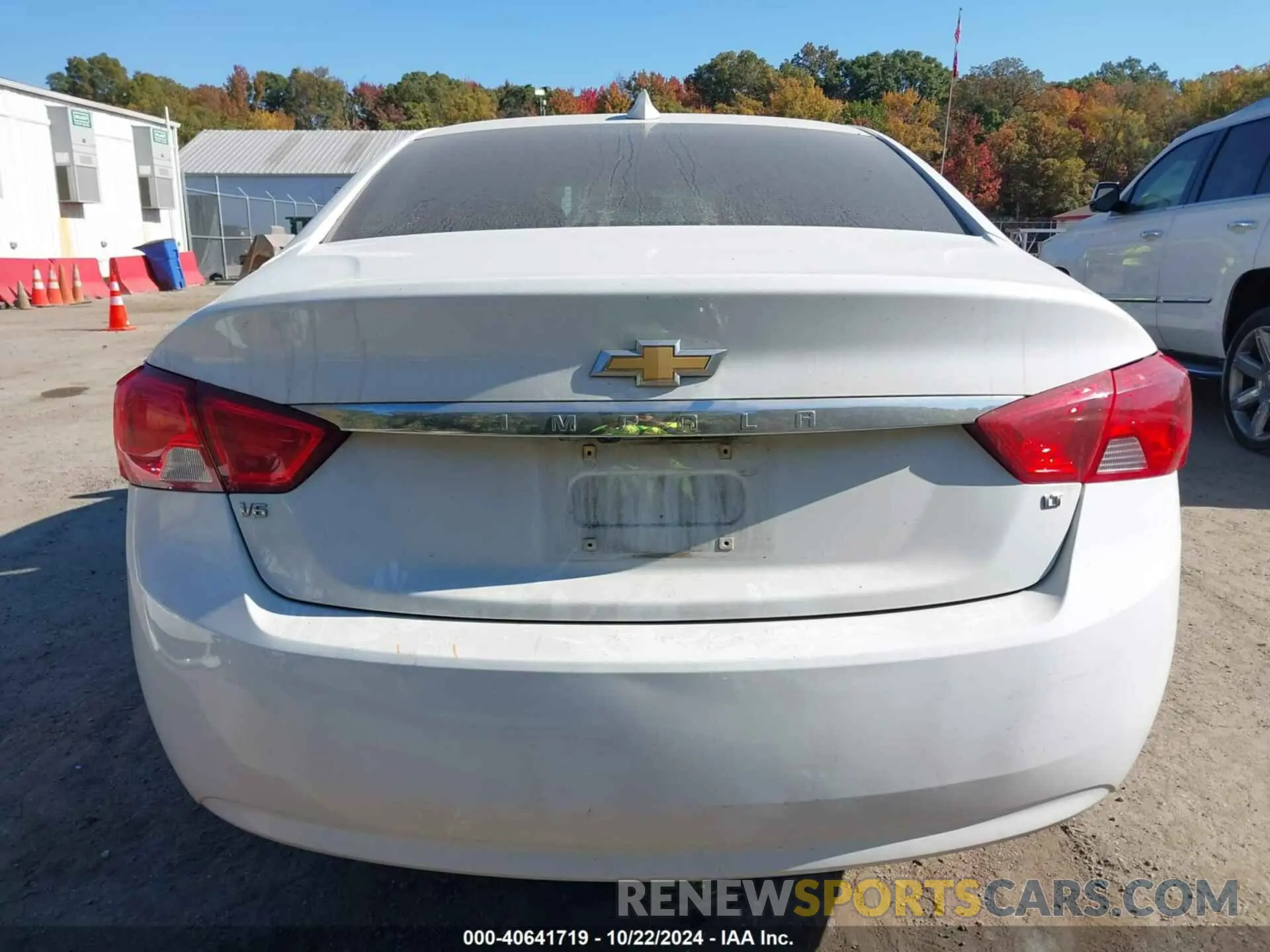 17 Photograph of a damaged car 2G11Z5S31K9115285 CHEVROLET IMPALA 2019