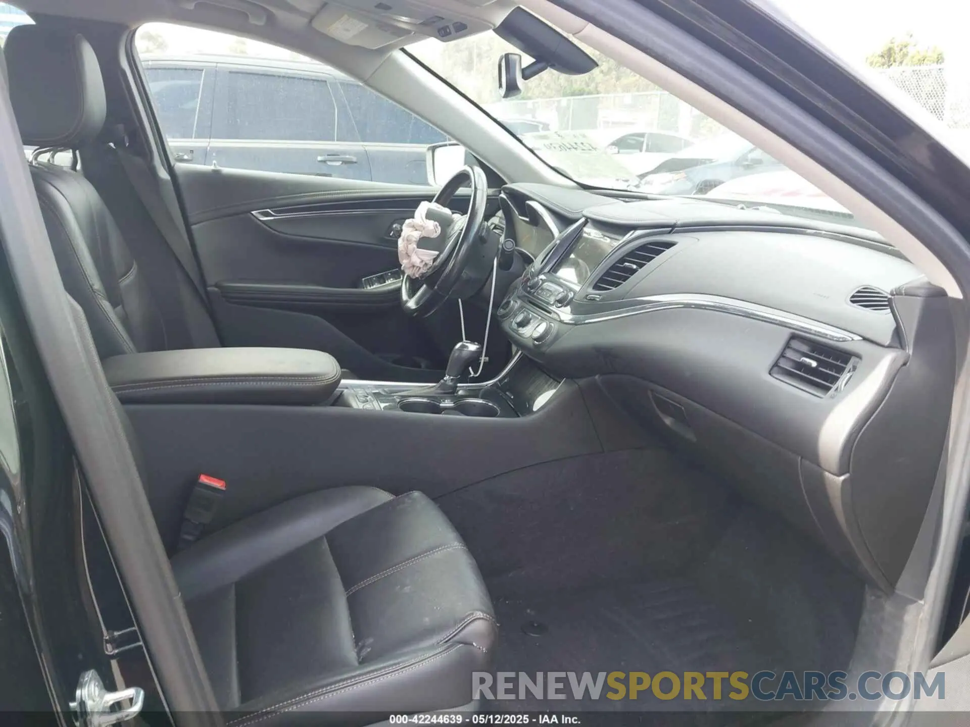 5 Photograph of a damaged car 2G11Z5S31K9121023 CHEVROLET IMPALA 2019