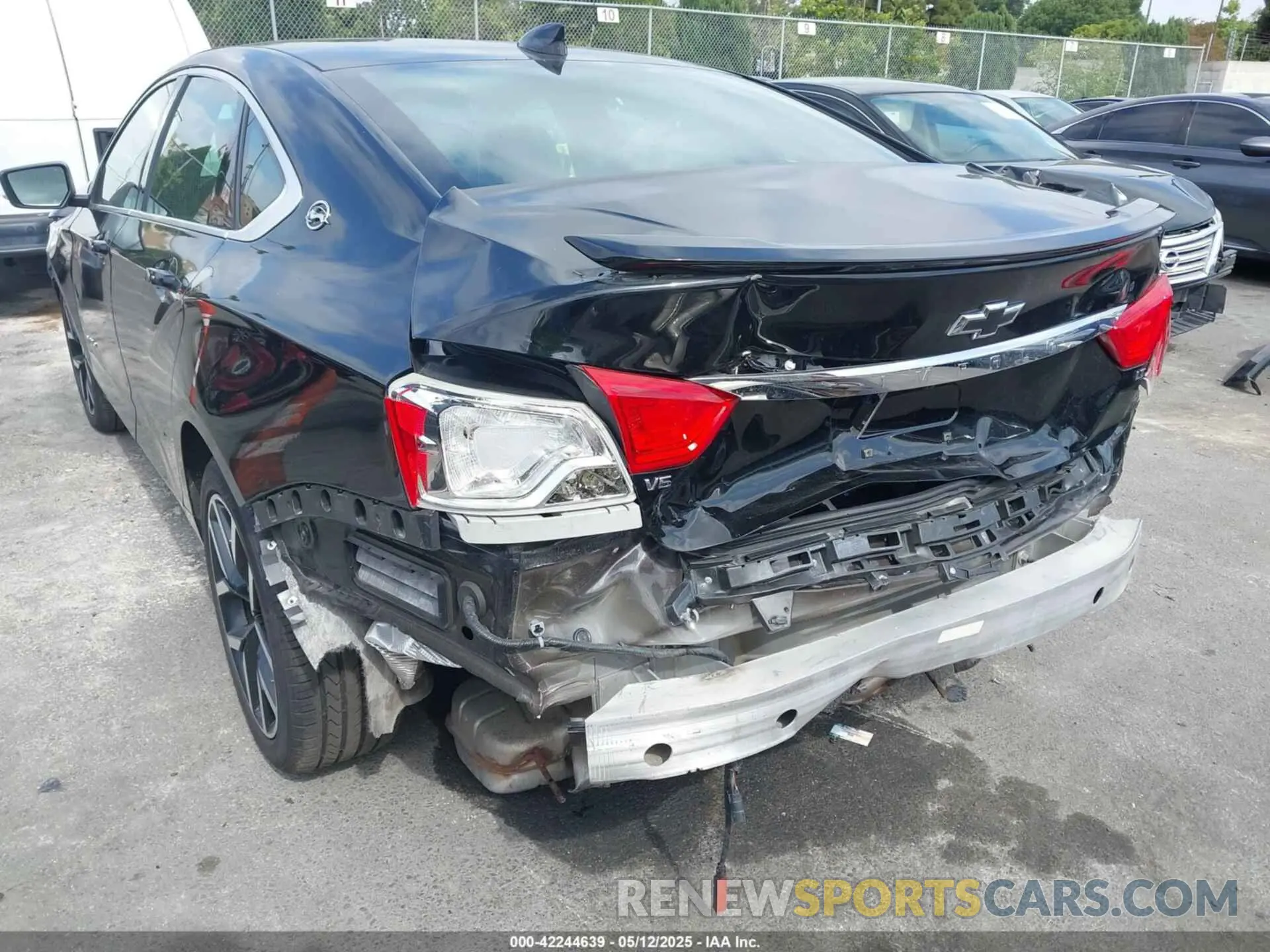 6 Photograph of a damaged car 2G11Z5S31K9121023 CHEVROLET IMPALA 2019