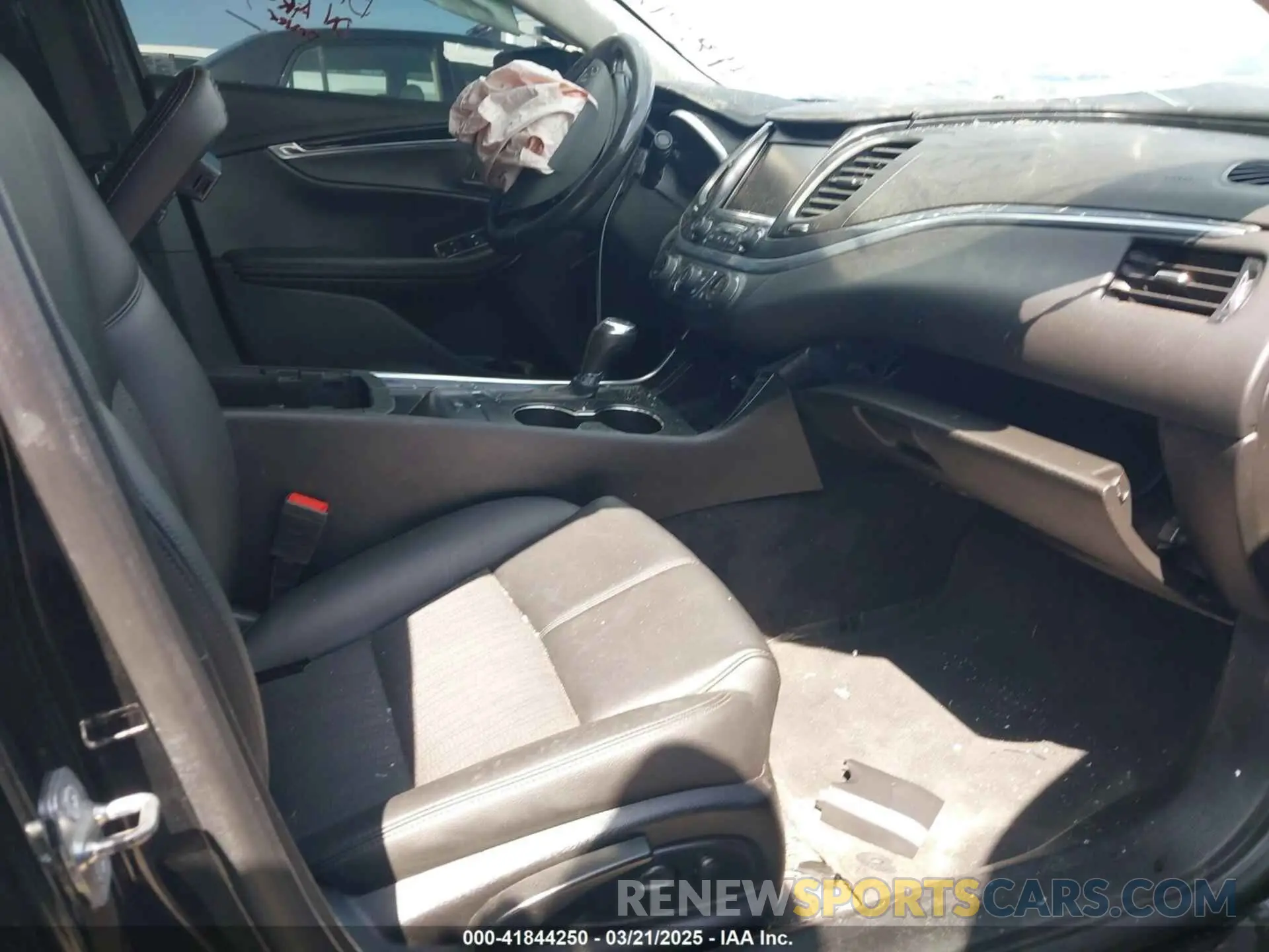 5 Photograph of a damaged car 2G11Z5S32K9134315 CHEVROLET IMPALA 2019