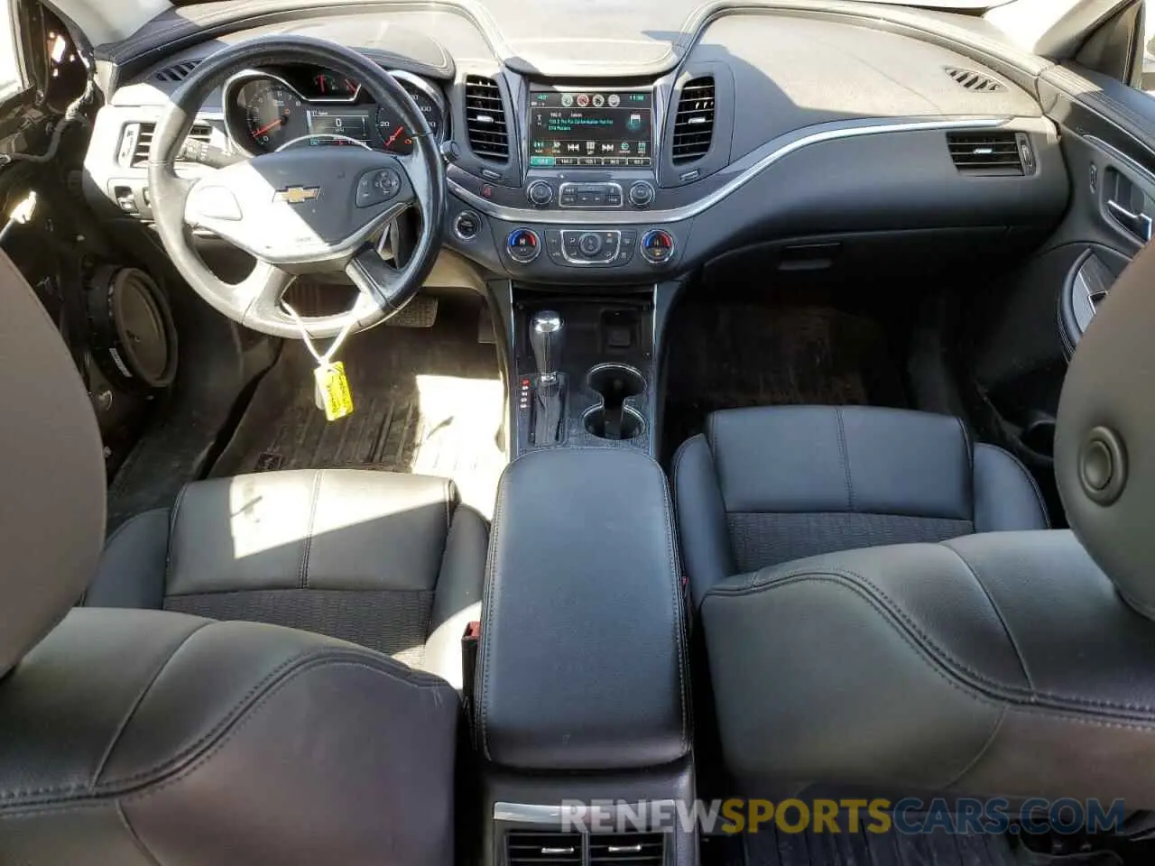 8 Photograph of a damaged car 2G11Z5S33K9113330 CHEVROLET IMPALA 2019