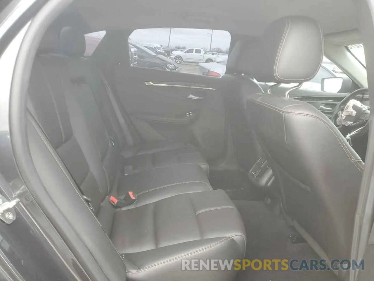 10 Photograph of a damaged car 2G11Z5S33K9160017 CHEVROLET IMPALA 2019