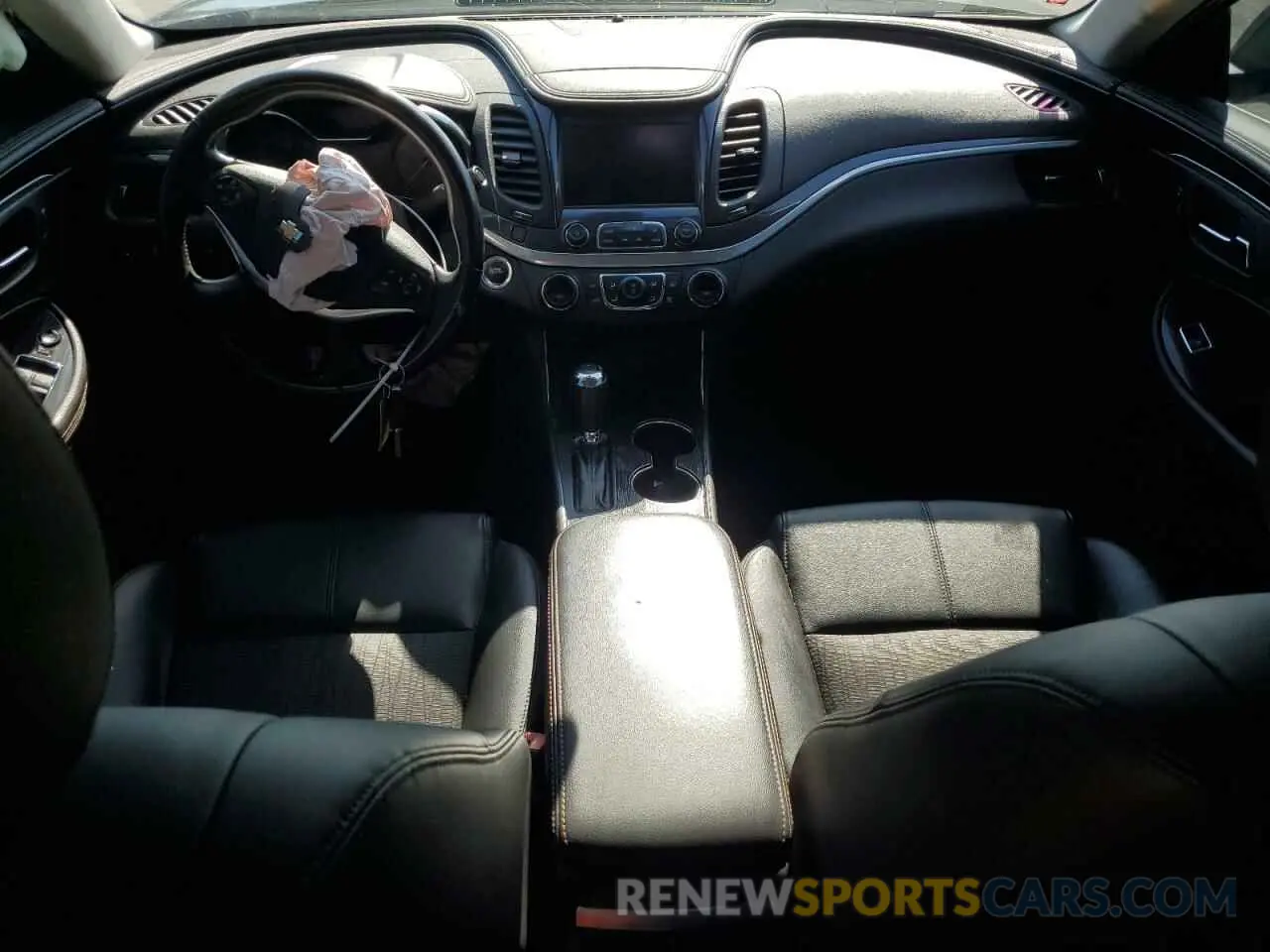 8 Photograph of a damaged car 2G11Z5S34K9113921 CHEVROLET IMPALA 2019