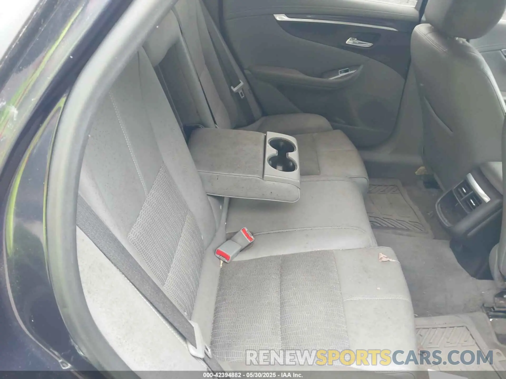 8 Photograph of a damaged car 2G11Z5S34K9114373 CHEVROLET IMPALA 2019