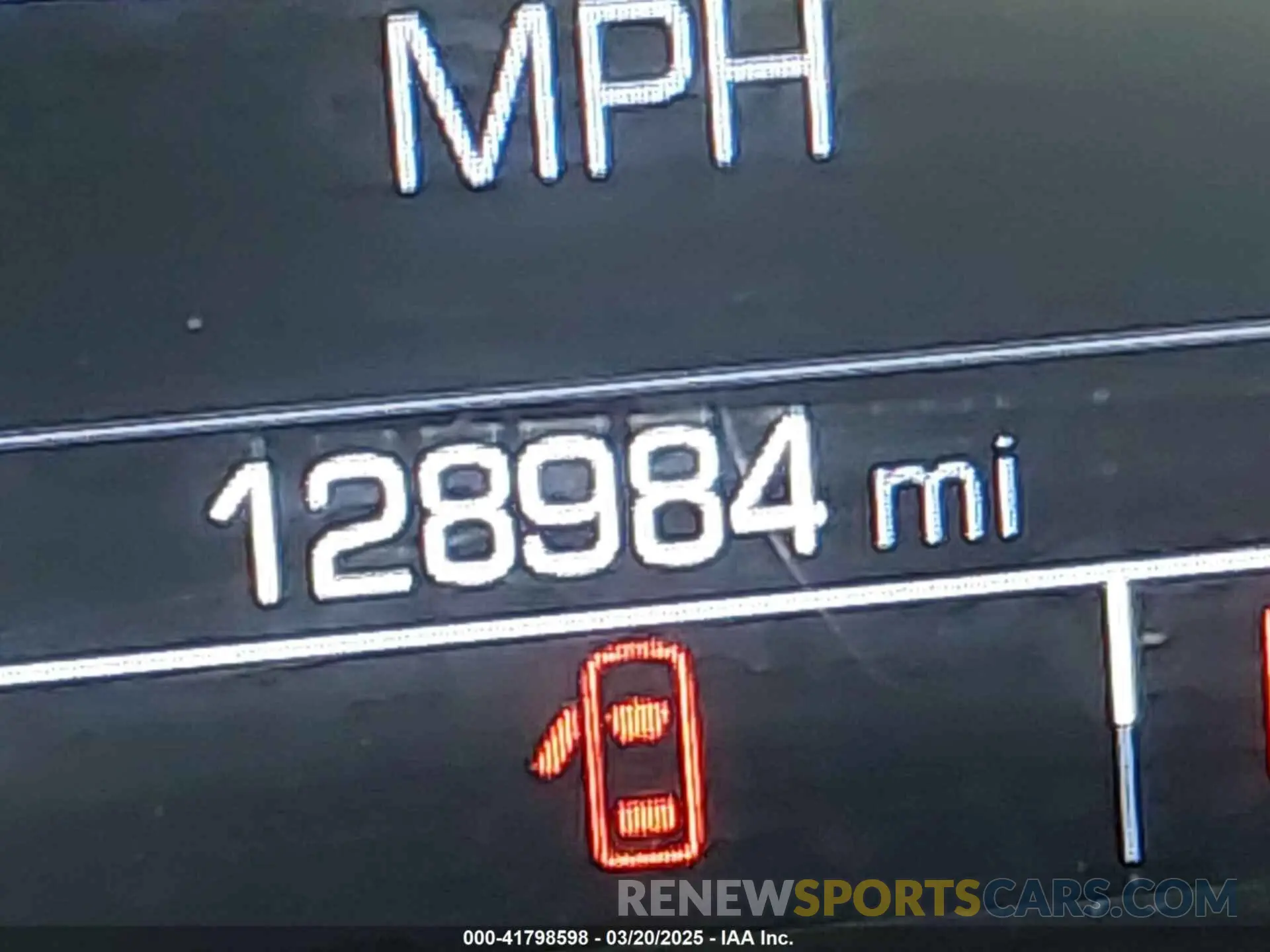 16 Photograph of a damaged car 2G11Z5S34K9119704 CHEVROLET IMPALA 2019