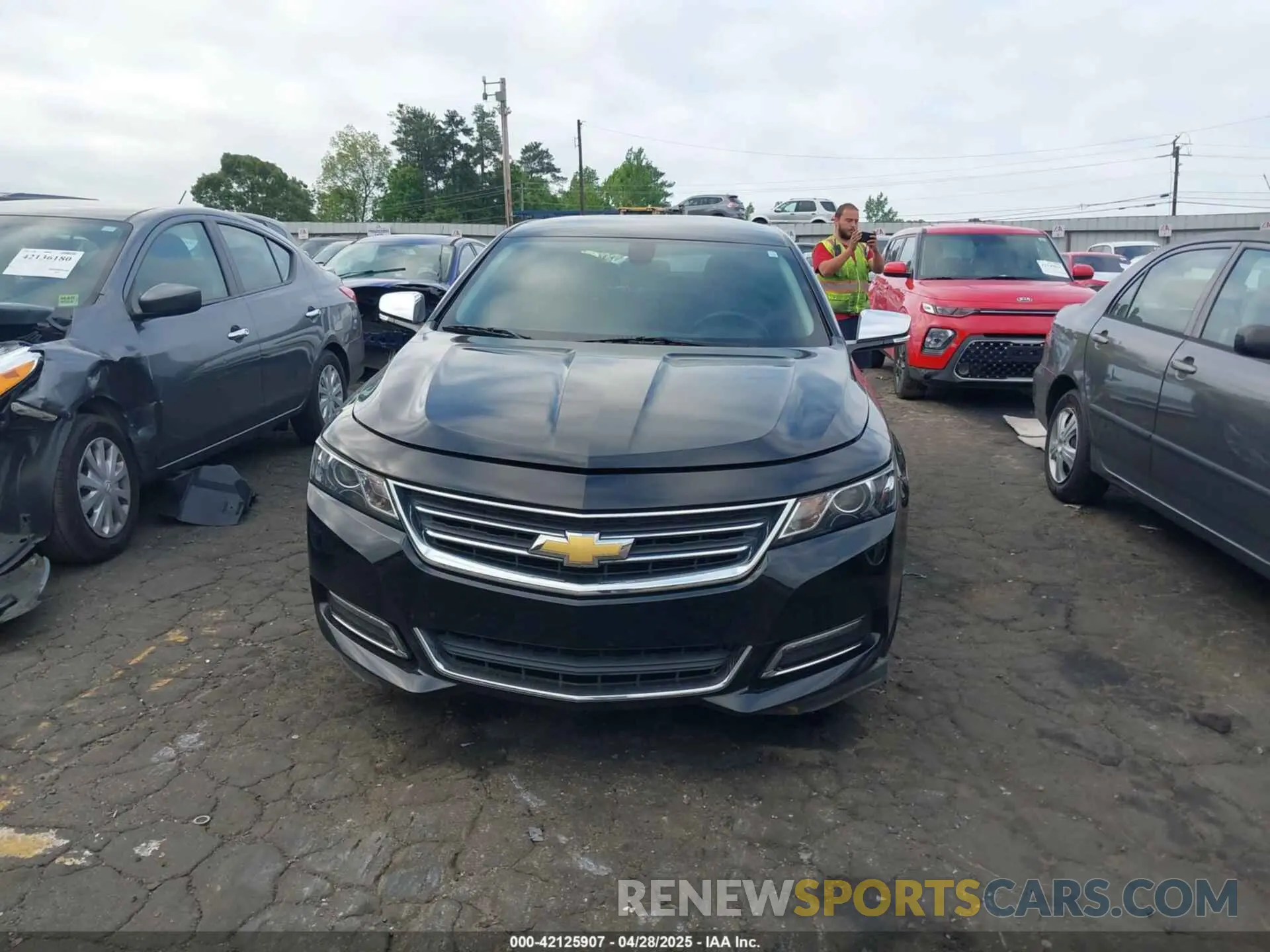 12 Photograph of a damaged car 2G11Z5S38K9128275 CHEVROLET IMPALA 2019