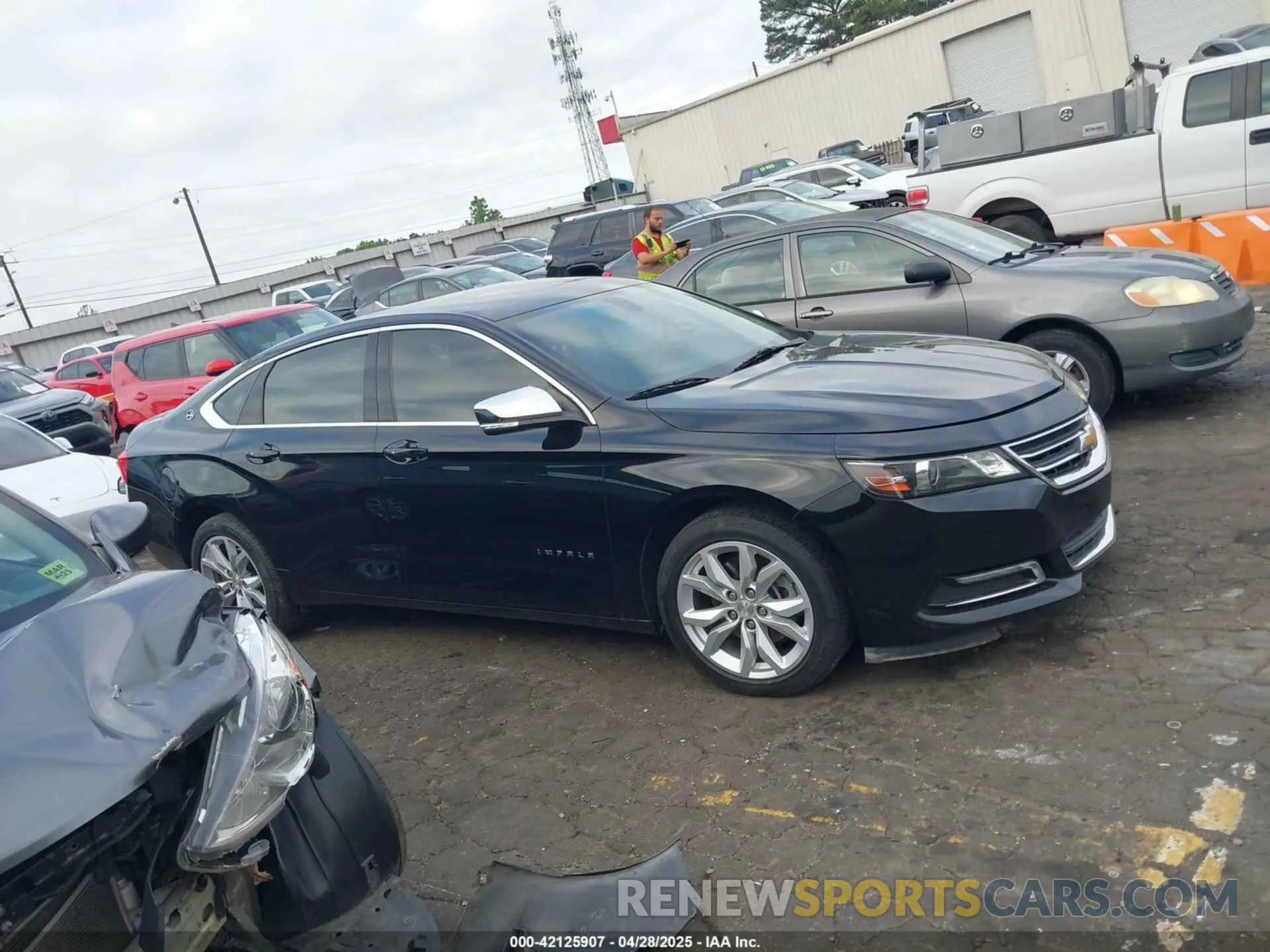 13 Photograph of a damaged car 2G11Z5S38K9128275 CHEVROLET IMPALA 2019