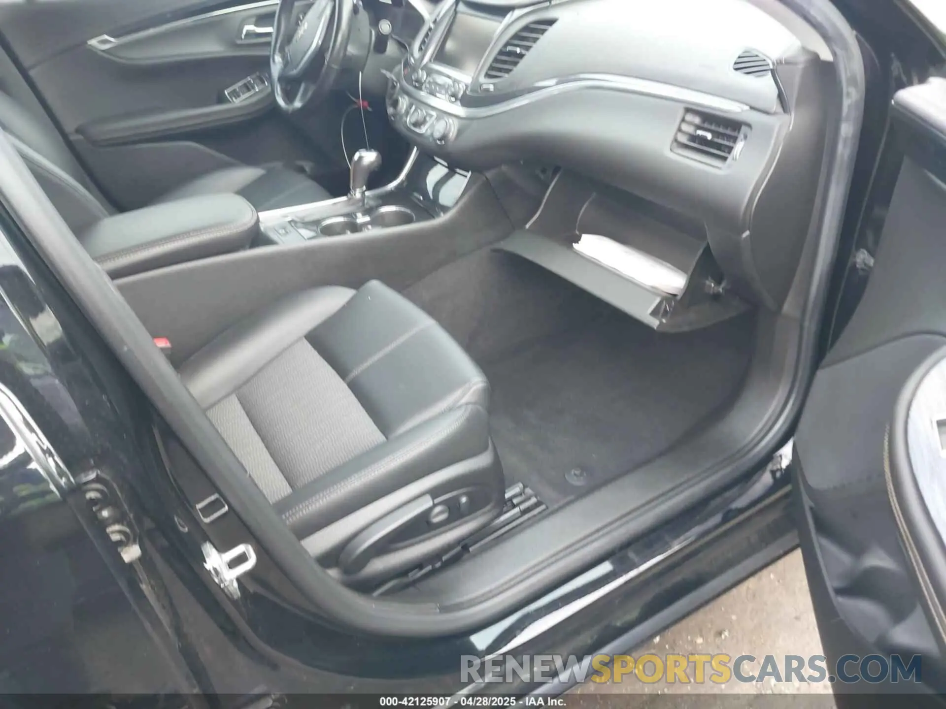 5 Photograph of a damaged car 2G11Z5S38K9128275 CHEVROLET IMPALA 2019