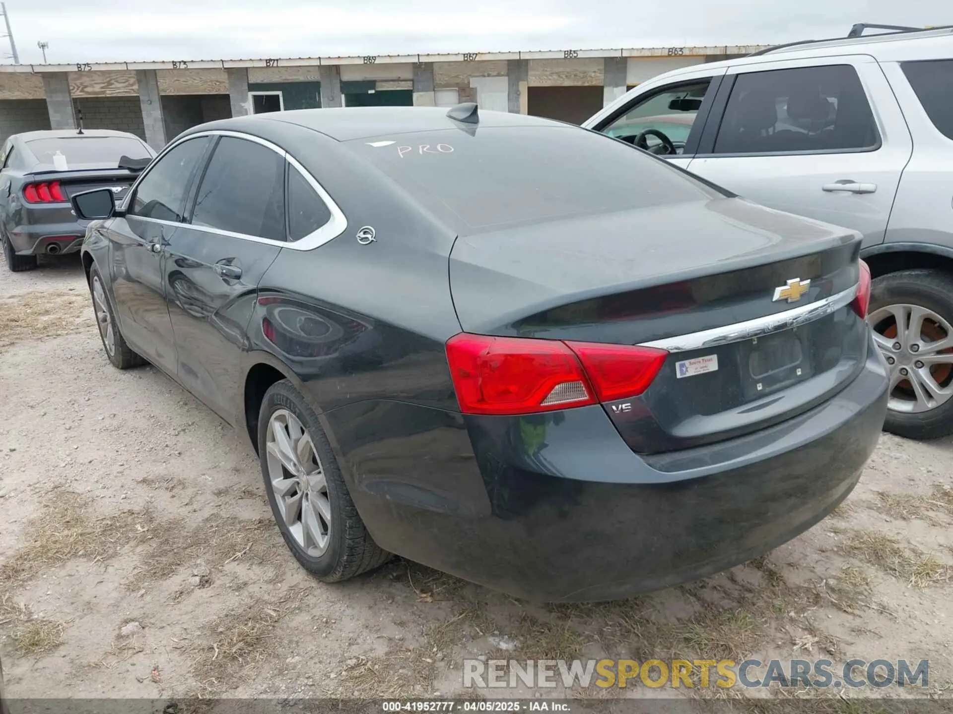 3 Photograph of a damaged car 2G11Z5S3XK9113048 CHEVROLET IMPALA 2019