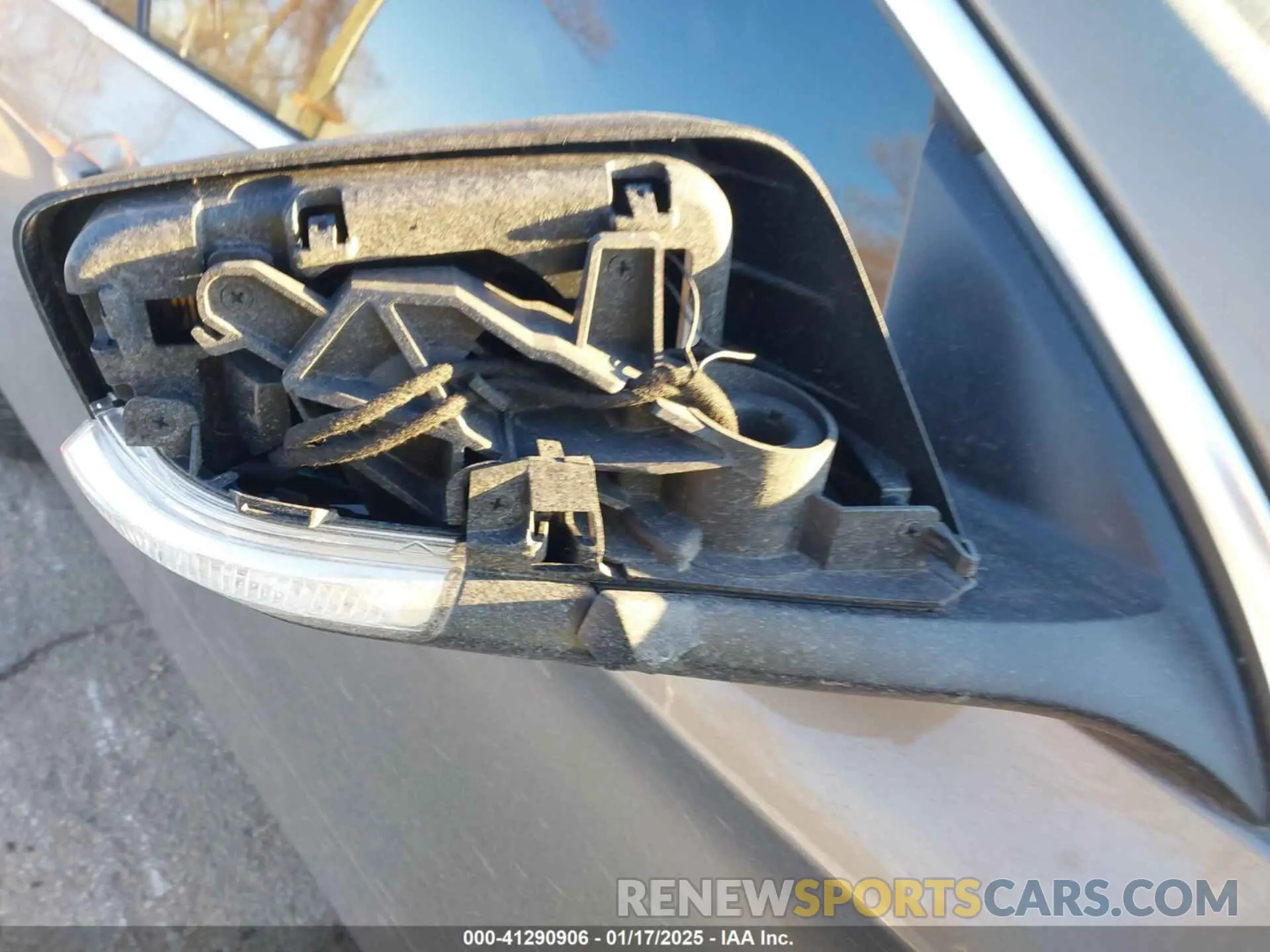 16 Photograph of a damaged car 2G11Z5SA2K9154109 CHEVROLET IMPALA 2019