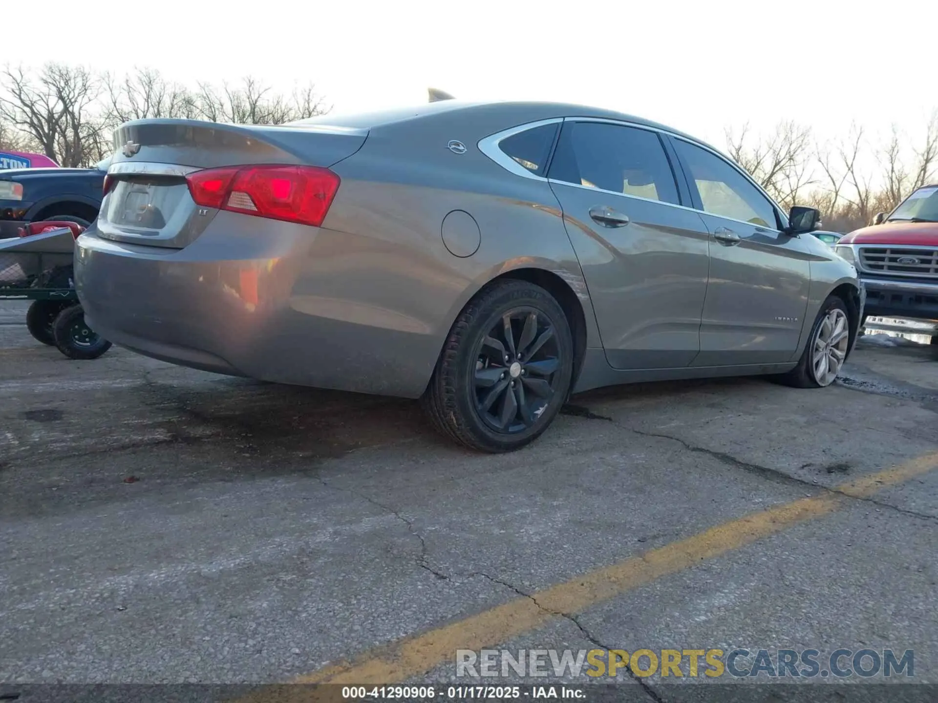 4 Photograph of a damaged car 2G11Z5SA2K9154109 CHEVROLET IMPALA 2019