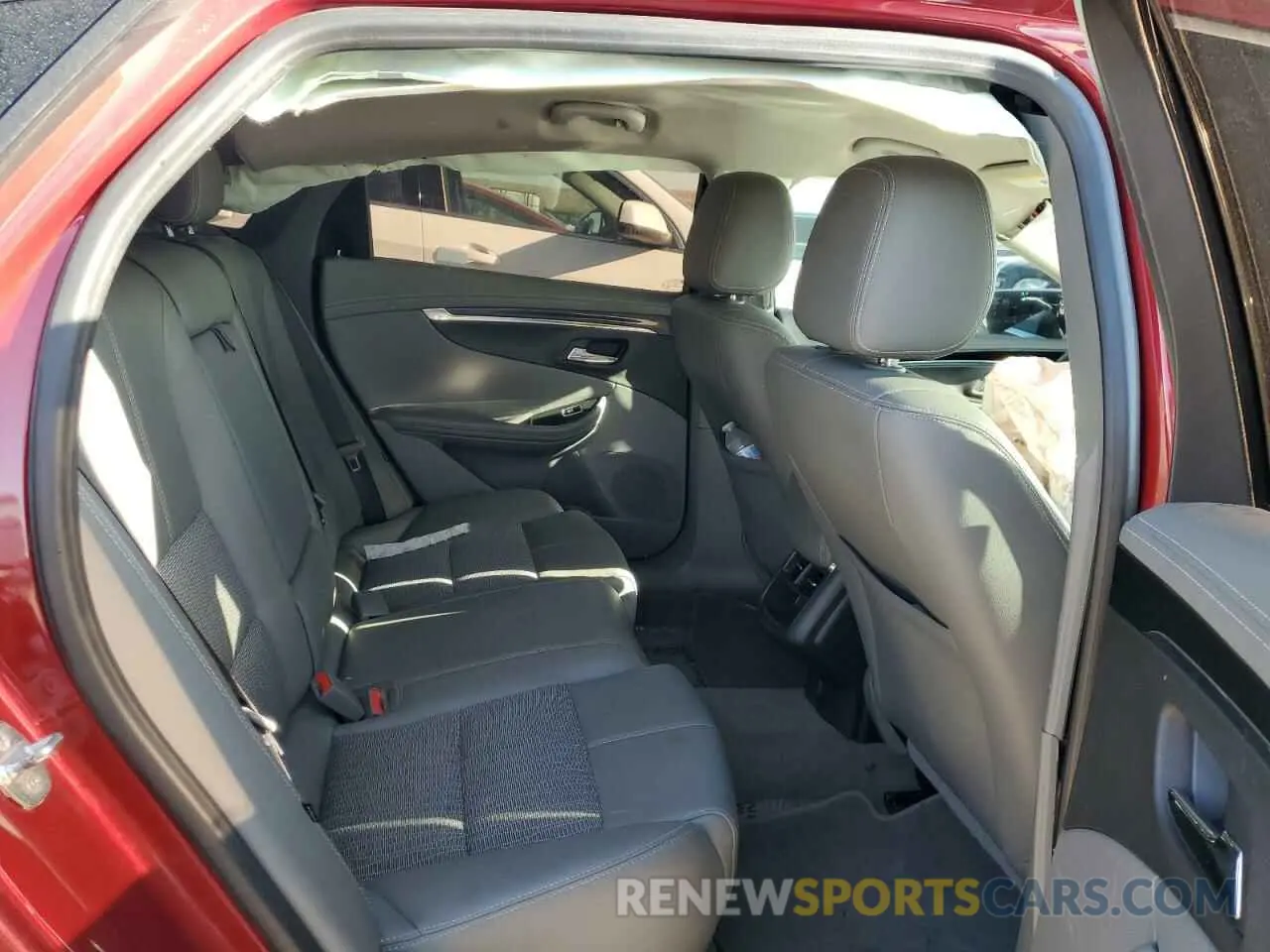 10 Photograph of a damaged car 2G11Z5SA3K9137478 CHEVROLET IMPALA 2019