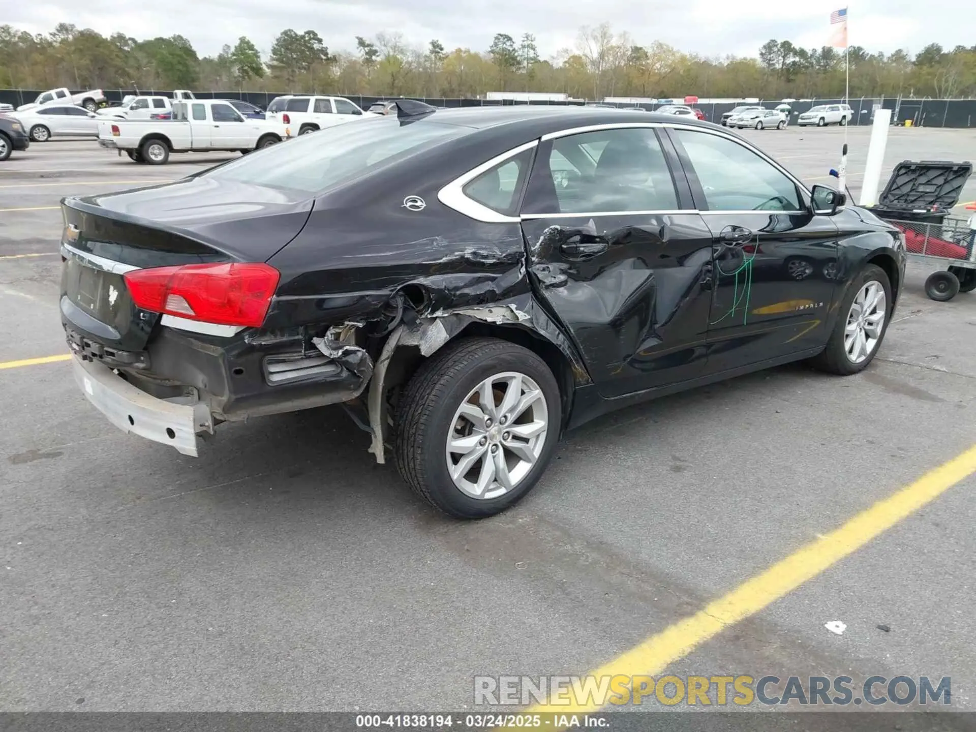 4 Photograph of a damaged car 2G11Z5SA4K9111486 CHEVROLET IMPALA 2019