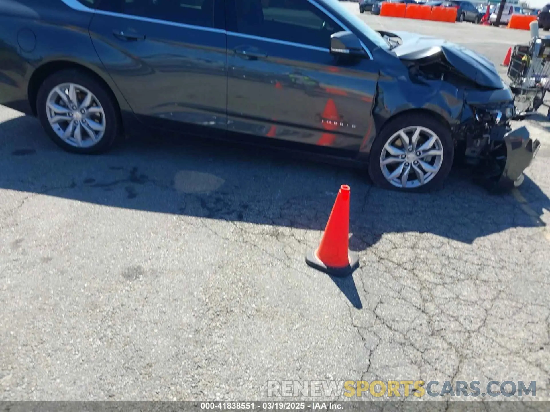13 Photograph of a damaged car 2G11Z5SA5K9140737 CHEVROLET IMPALA 2019