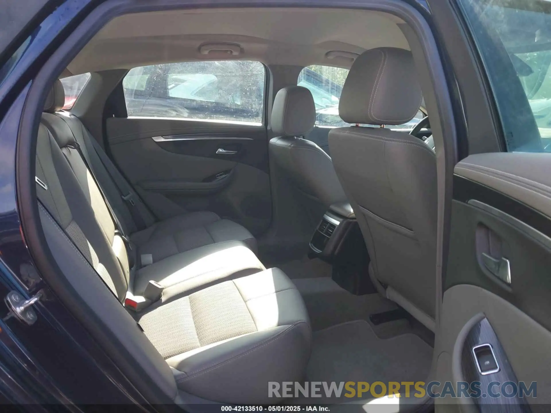 8 Photograph of a damaged car 2G11Z5SA6K9115152 CHEVROLET IMPALA 2019