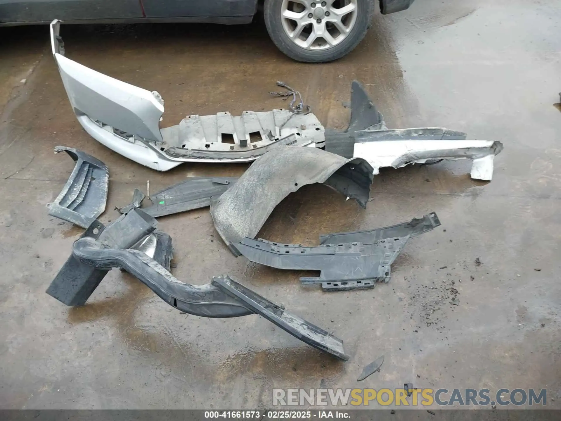 12 Photograph of a damaged car 2G11Z5SA7K9142585 CHEVROLET IMPALA 2019
