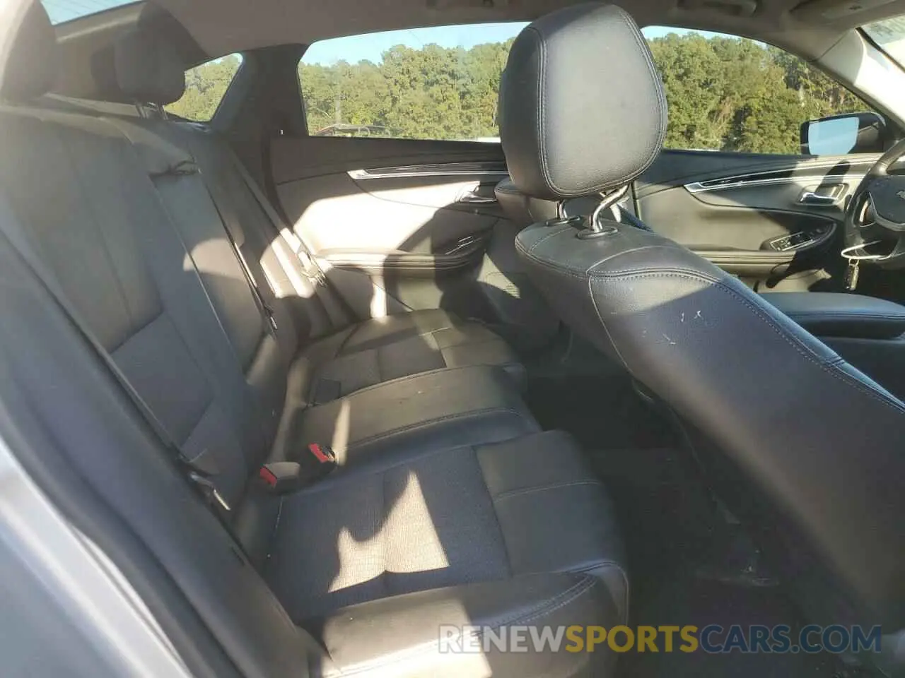 10 Photograph of a damaged car 2G11Z5SA7K9143381 CHEVROLET IMPALA 2019