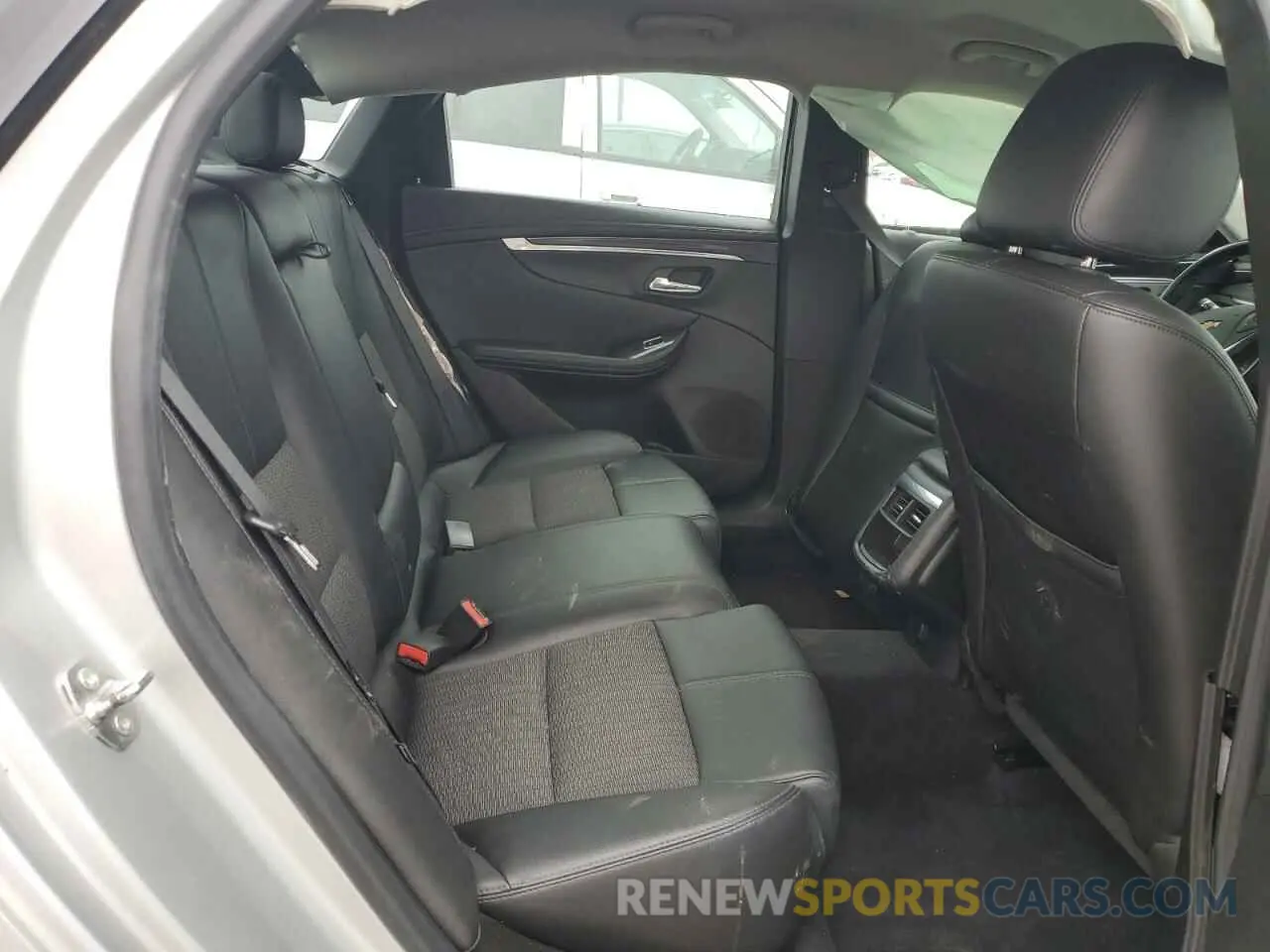 10 Photograph of a damaged car 2G11Z5SA9K9124072 CHEVROLET IMPALA 2019