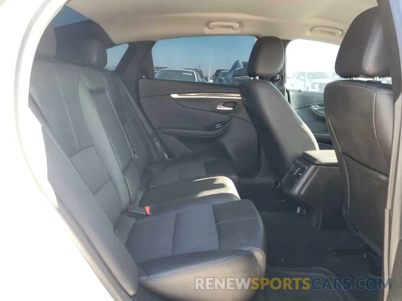 10 Photograph of a damaged car 2G11Z5SA9K9133256 CHEVROLET IMPALA 2019