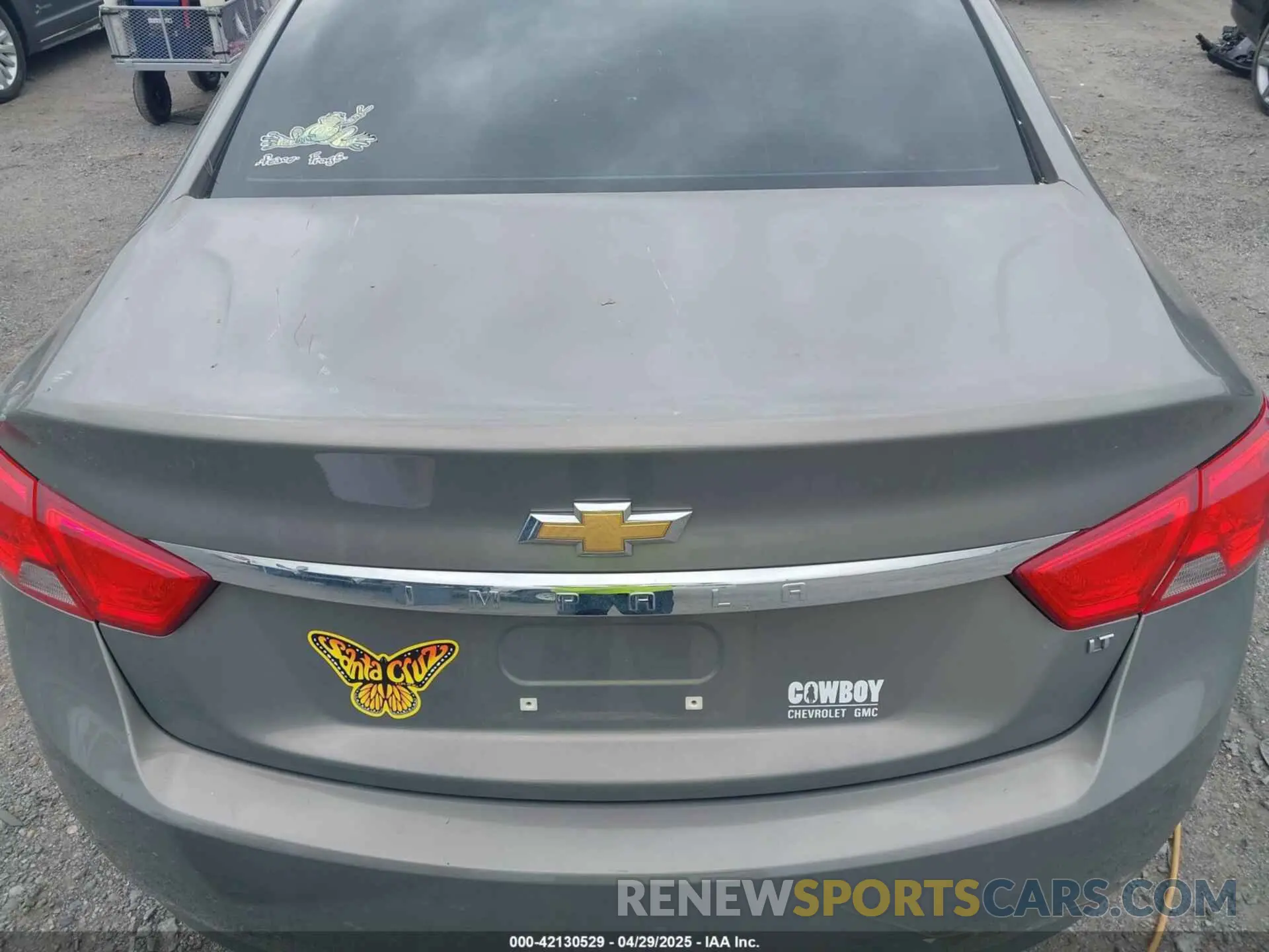 18 Photograph of a damaged car 2G11Z5SA9K9144063 CHEVROLET IMPALA 2019